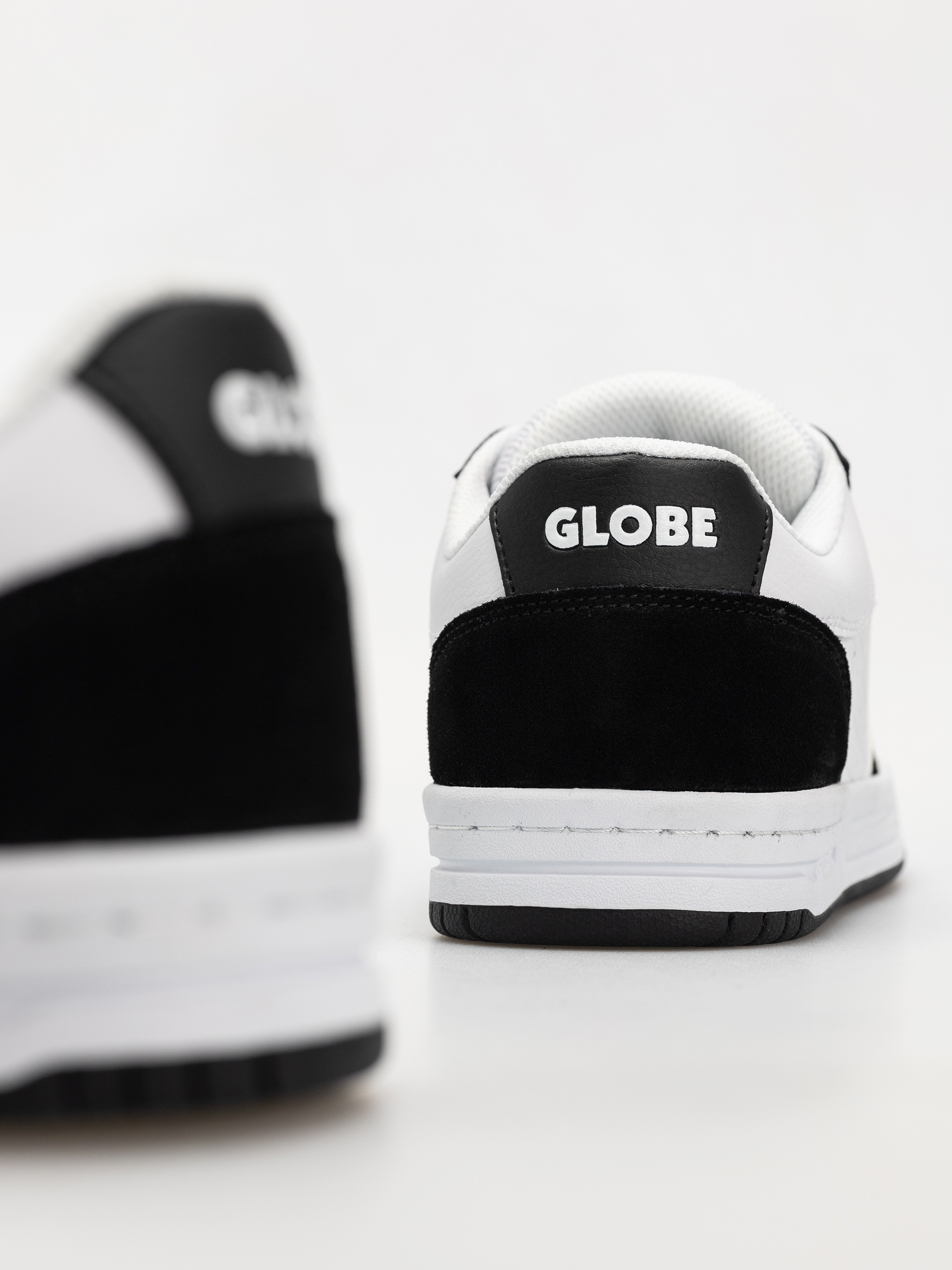Topánky Globe Mojo 2.0 (black white)