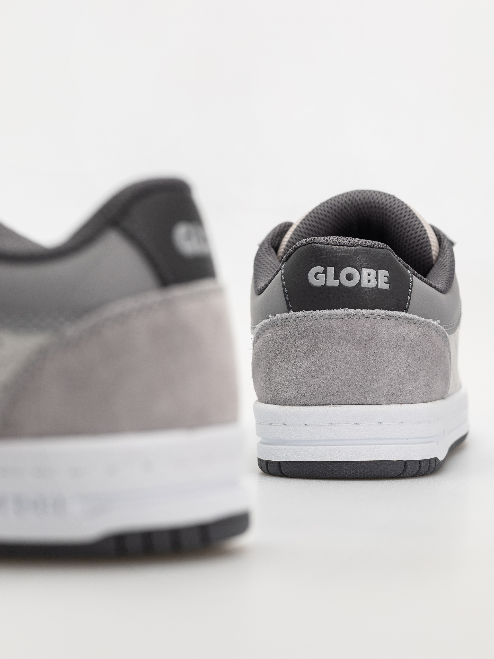 Topánky Globe Mojo 2.0 (triple grey)