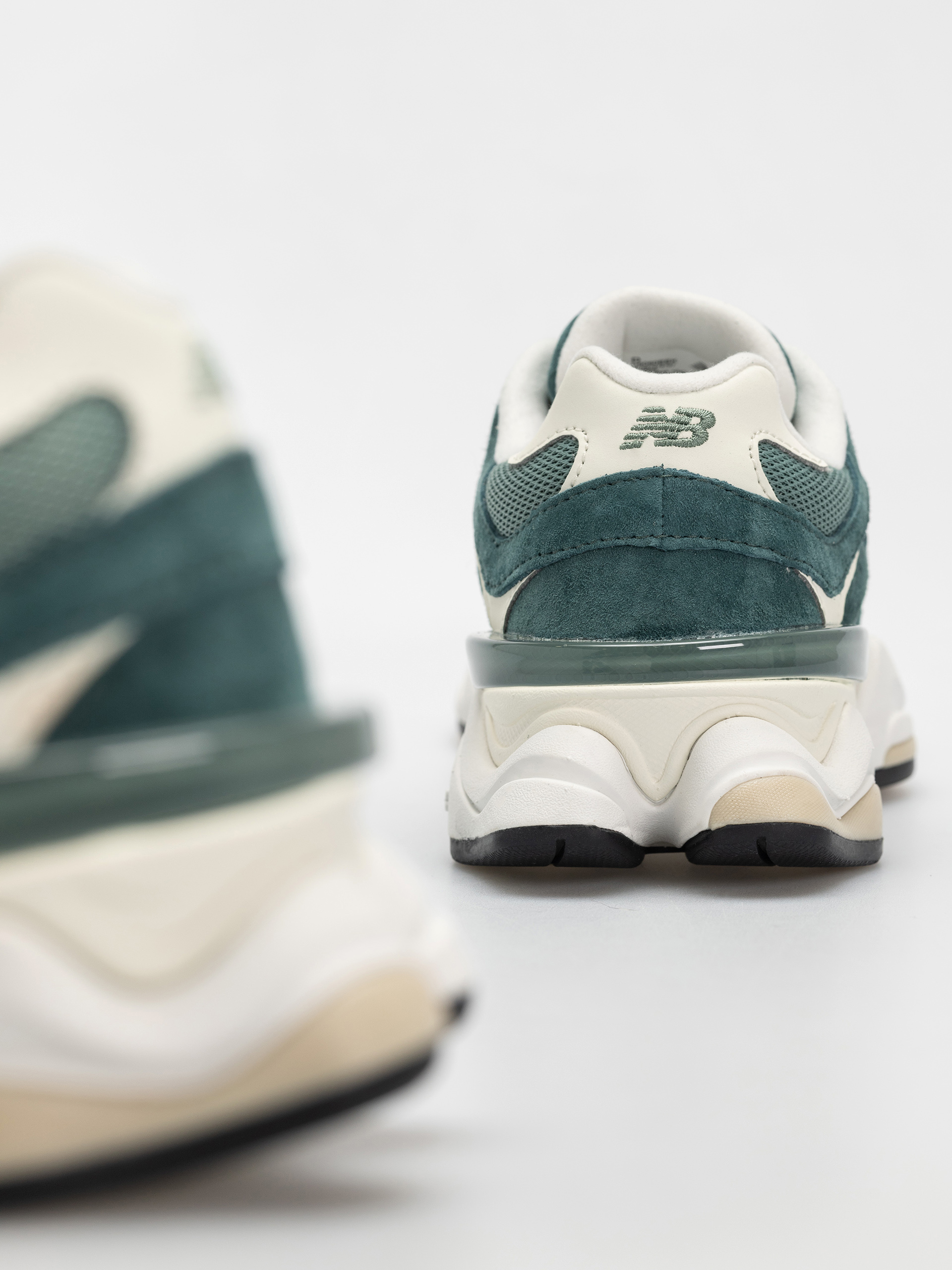Topánky New Balance 9060 (new spruce)