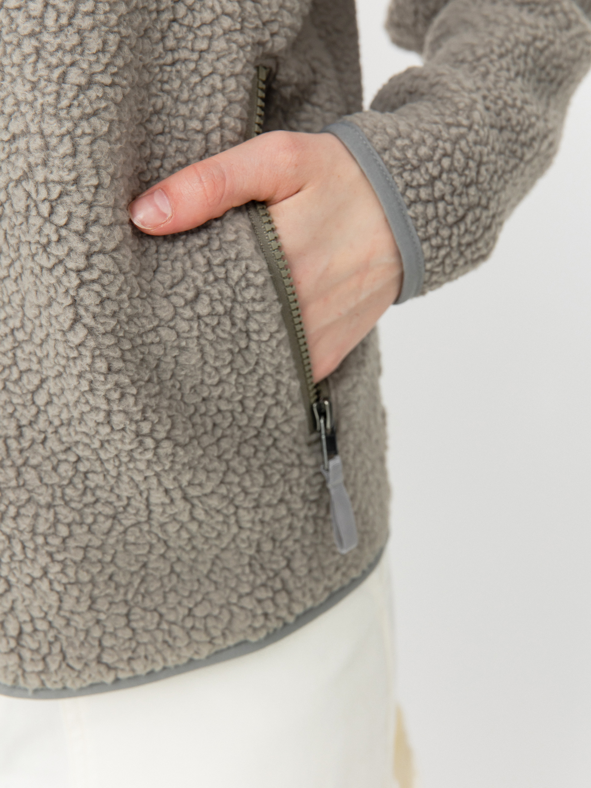 Bunda Patagonia Retro Pile Wmn (river rock green)