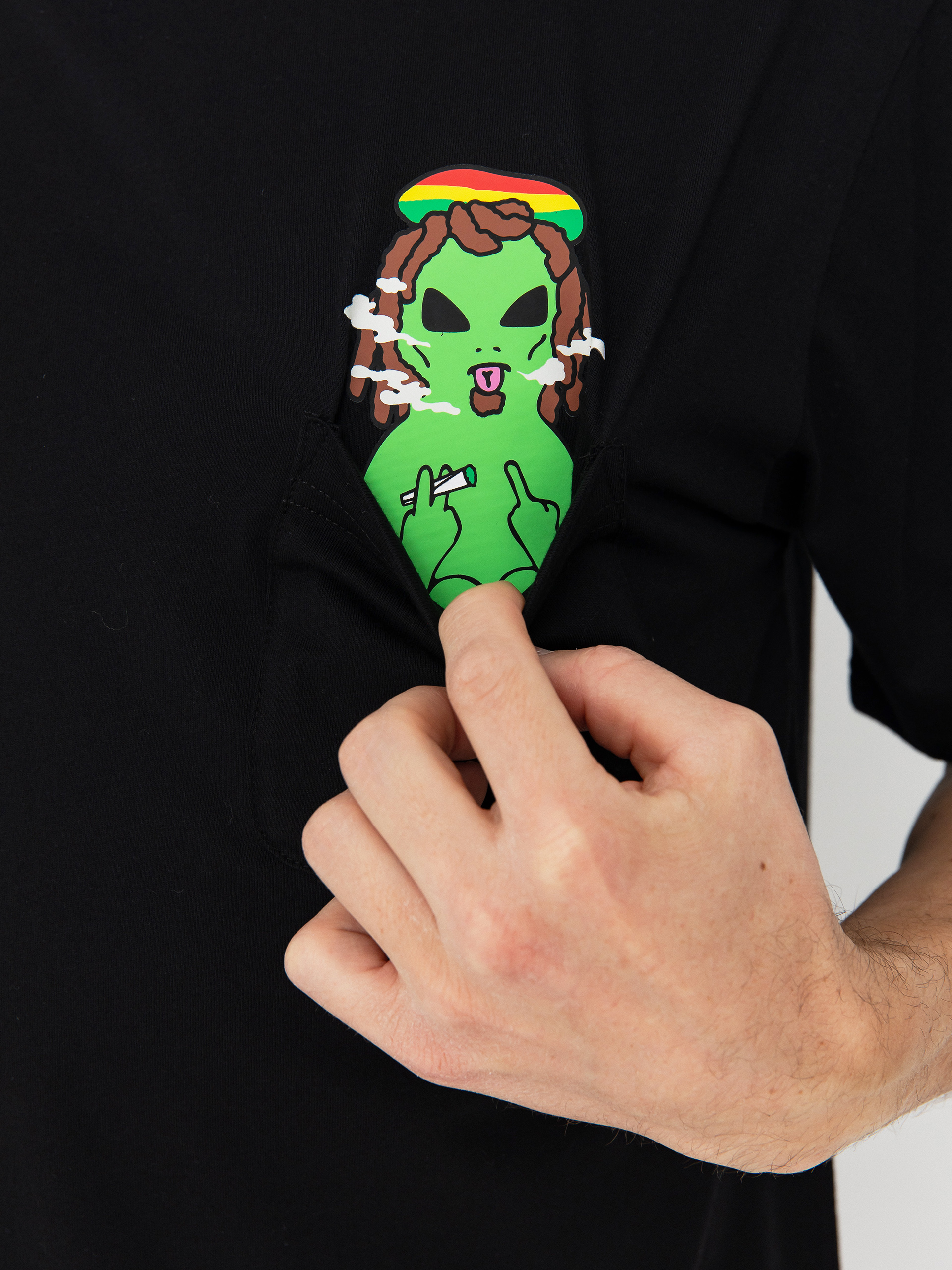 Tričko RipNDip Smoking Rasta Alien Pocket (black)