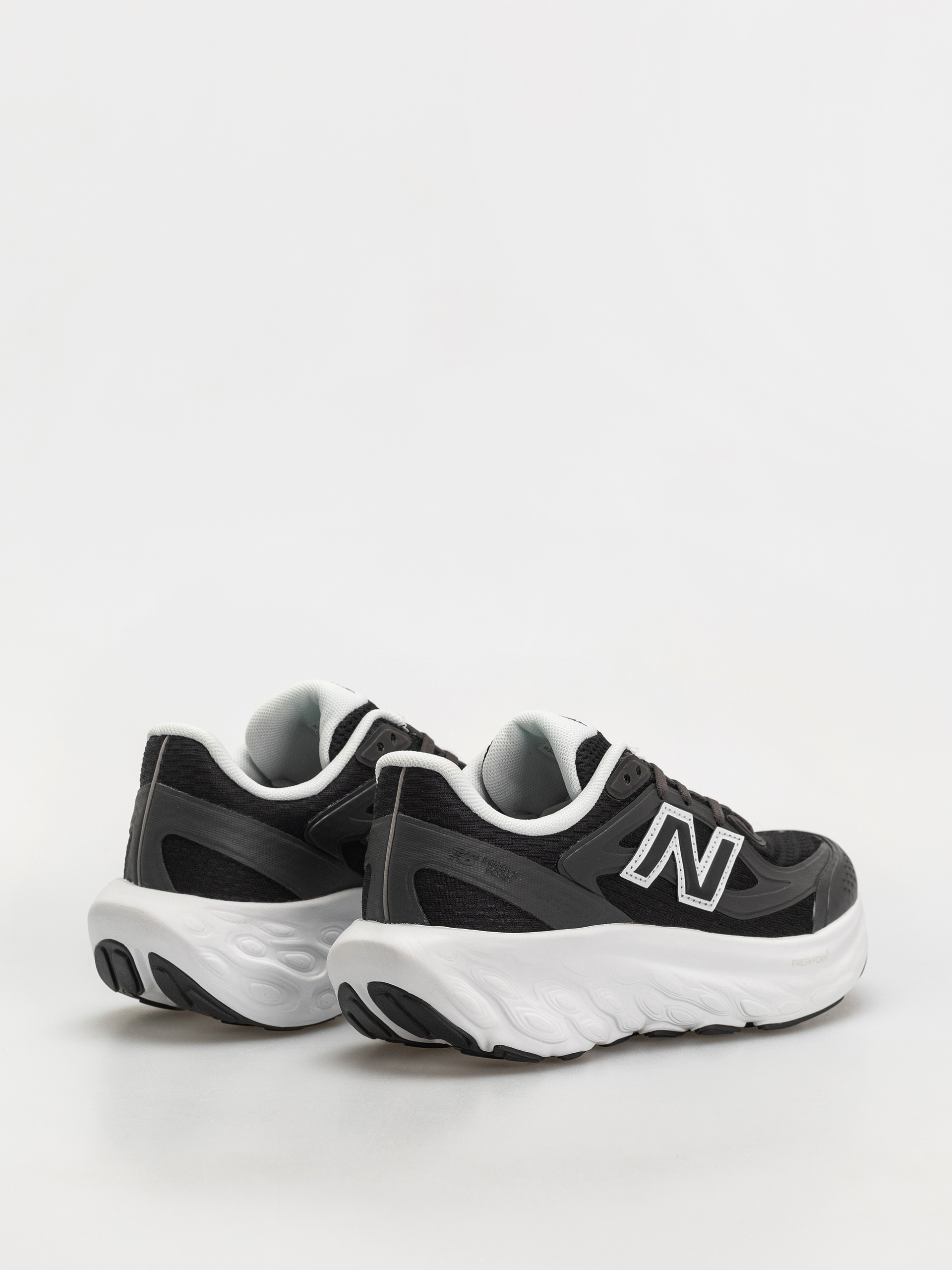 Topánky New Balance TRN (black/white)