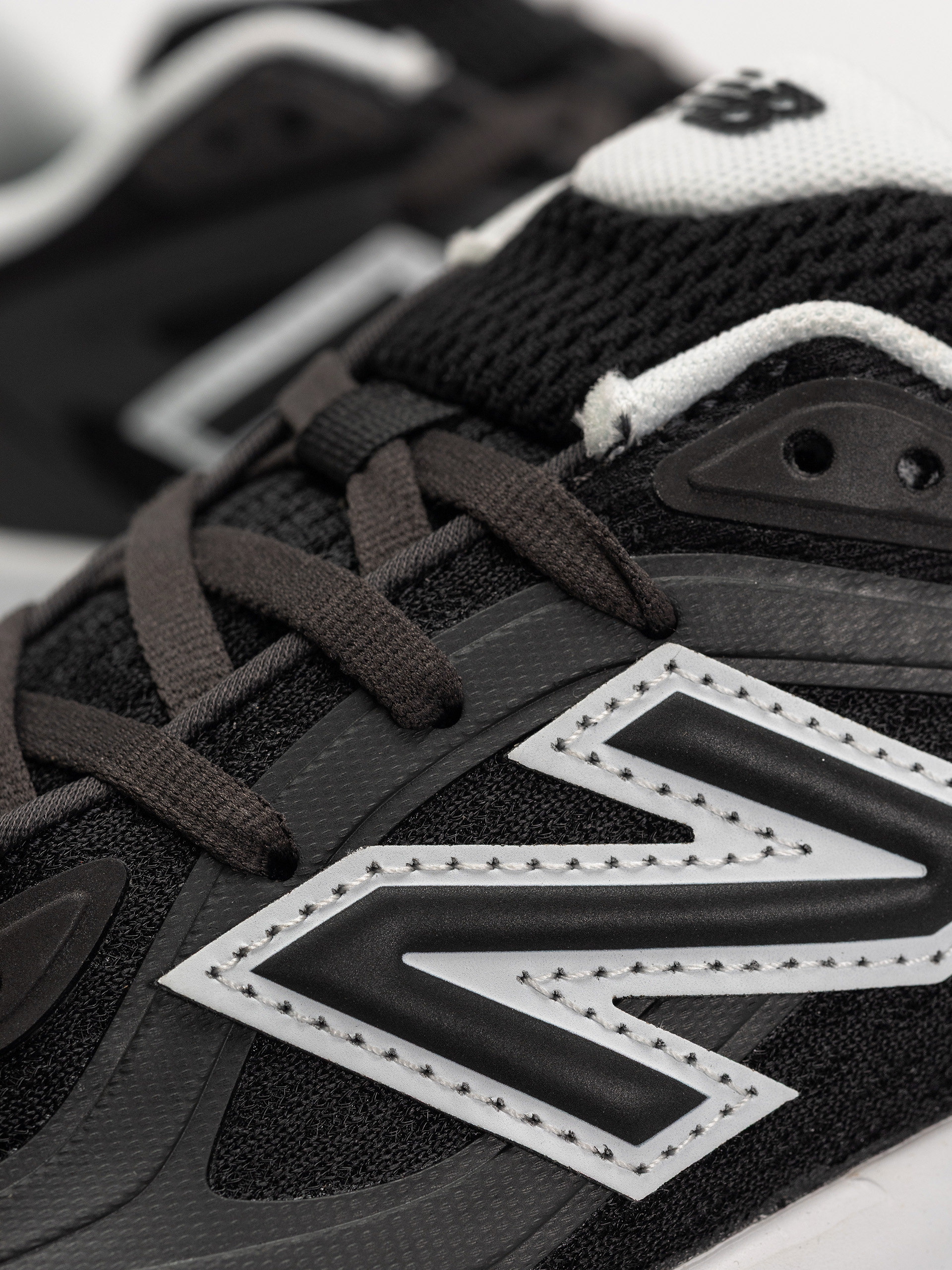 Topánky New Balance TRN (black/white)