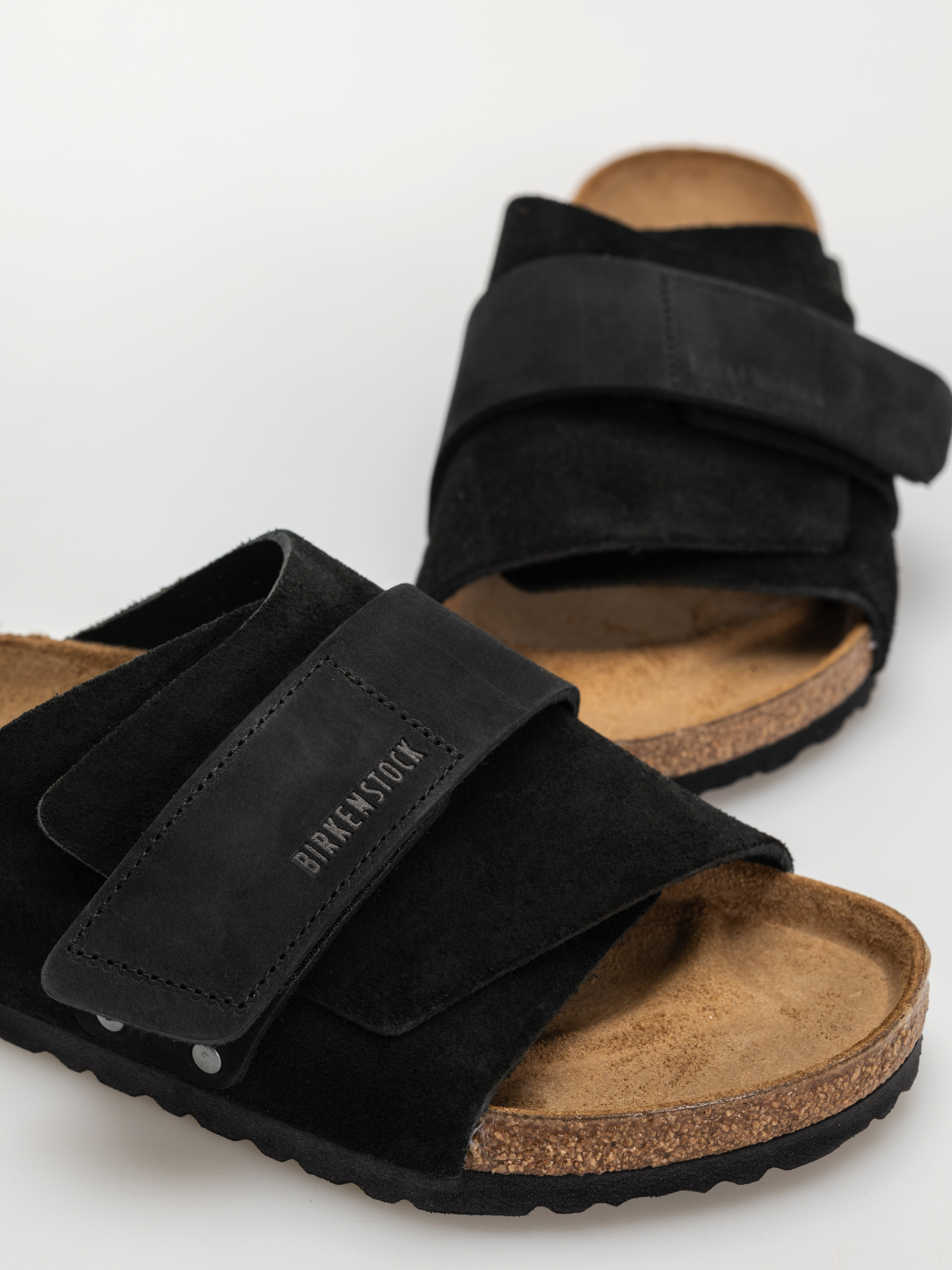 Šľapky Birkenstock Kyoto Nubuck Suede Leather Regular (black)