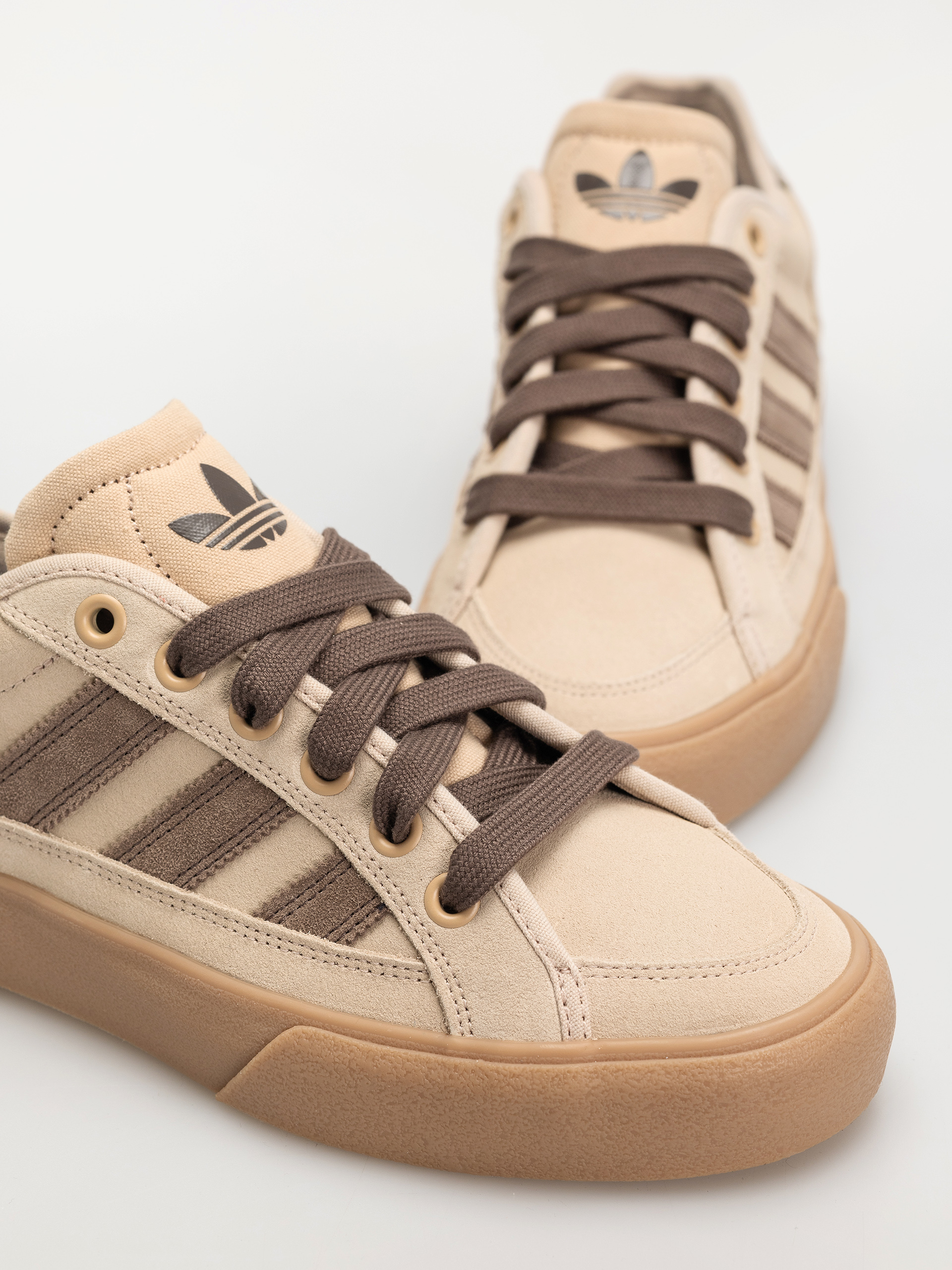 Topánky adidas Court Tns Premiere (magbei/earstr/gum4)