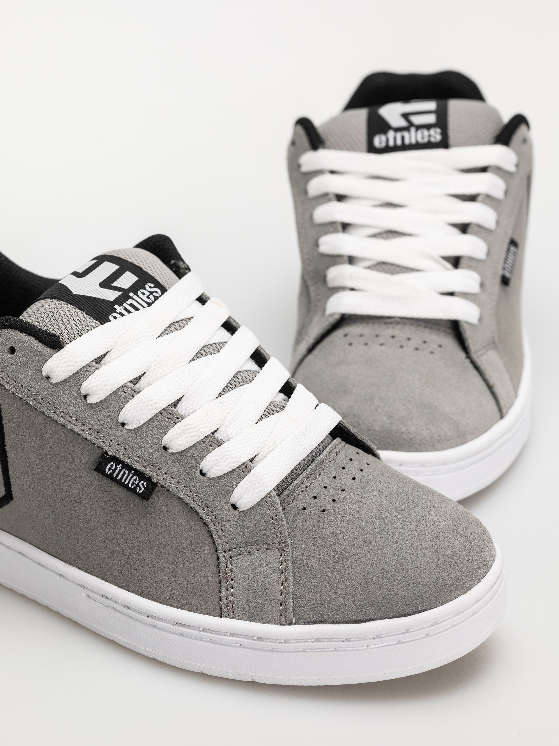 Topánky Etnies Fader (light grey/black)