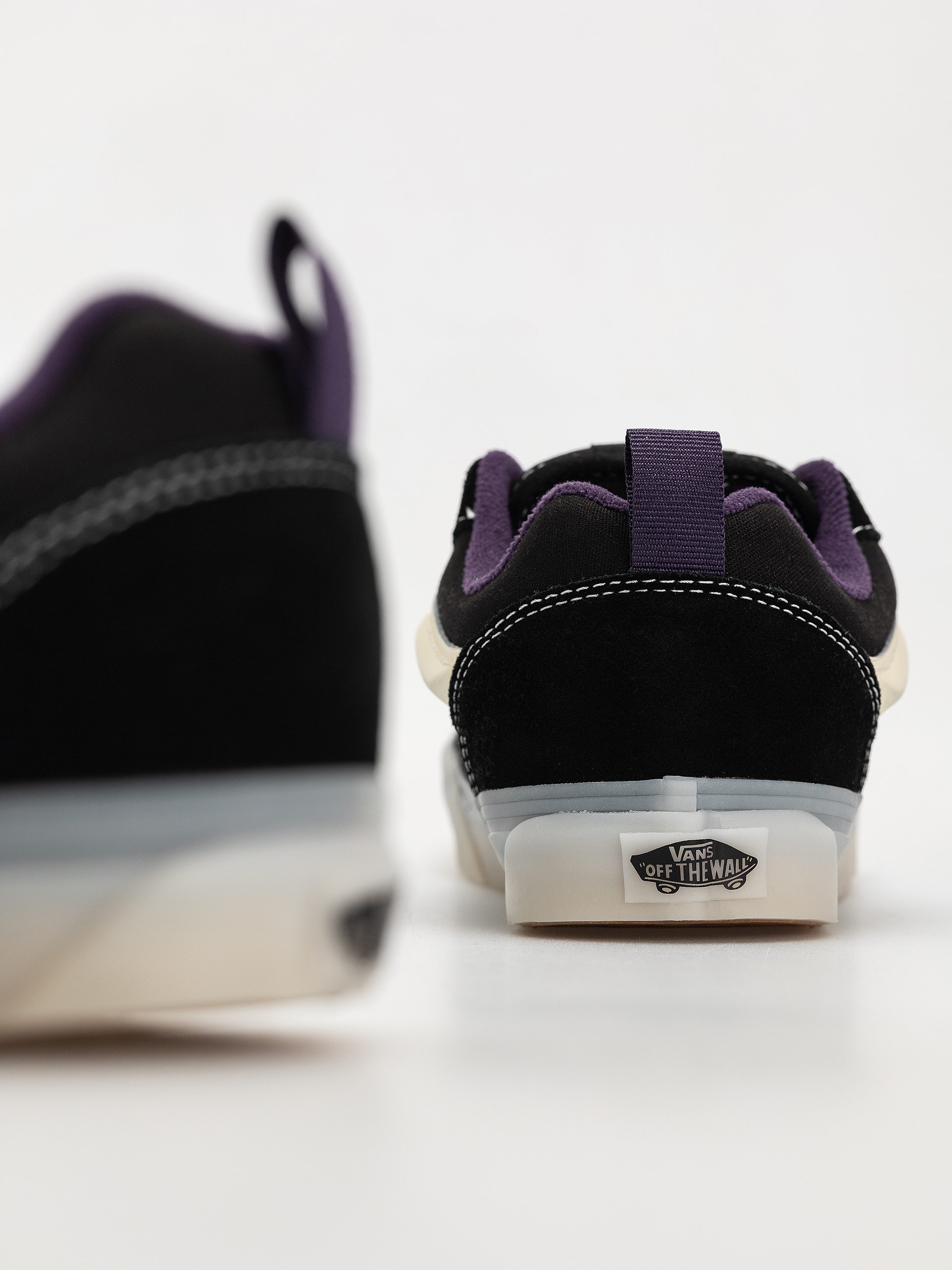 Topánky Vans Knu Skool (glow black/purple)