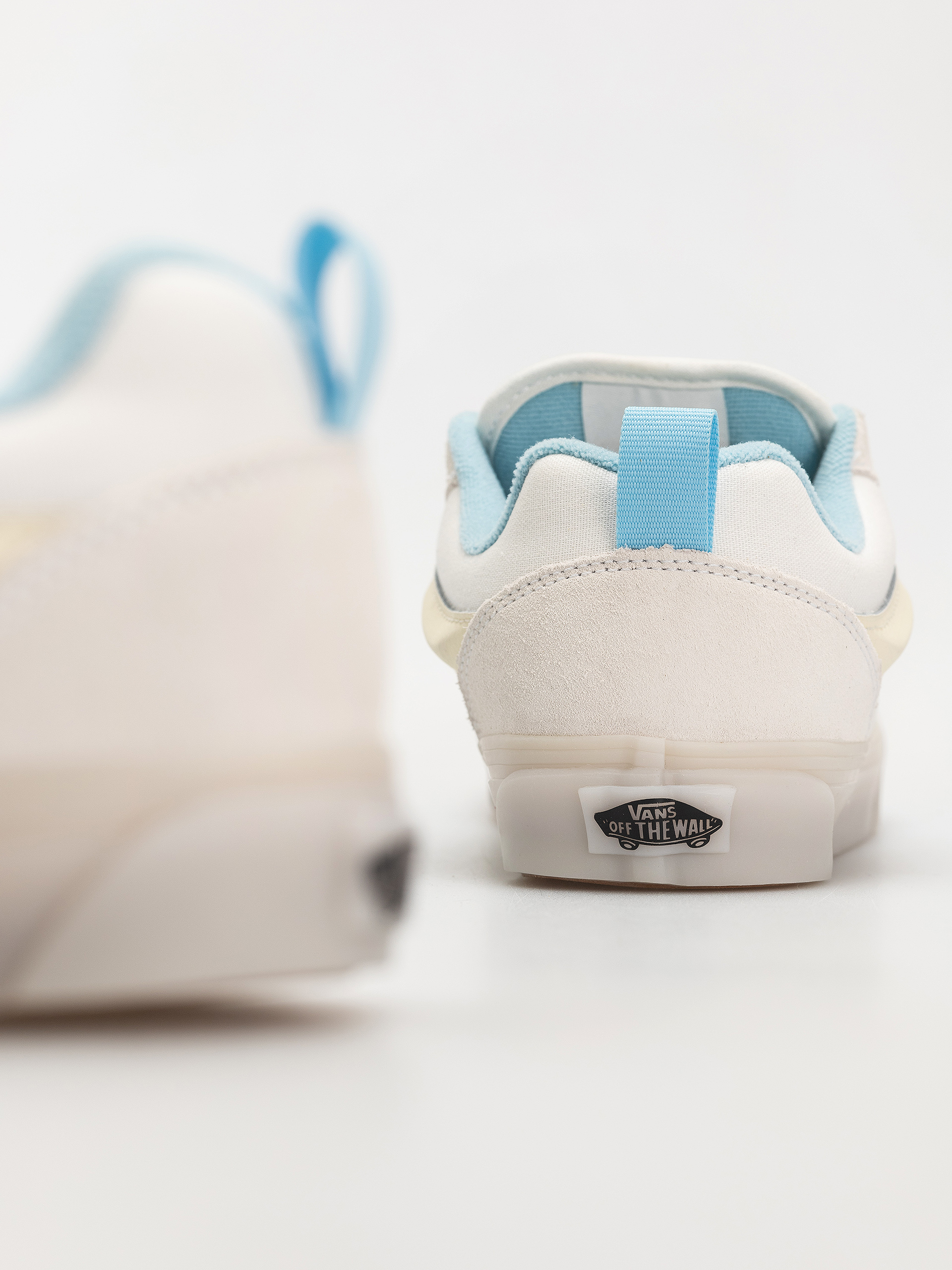 Topánky Vans Knu Skool (glow white/blue)