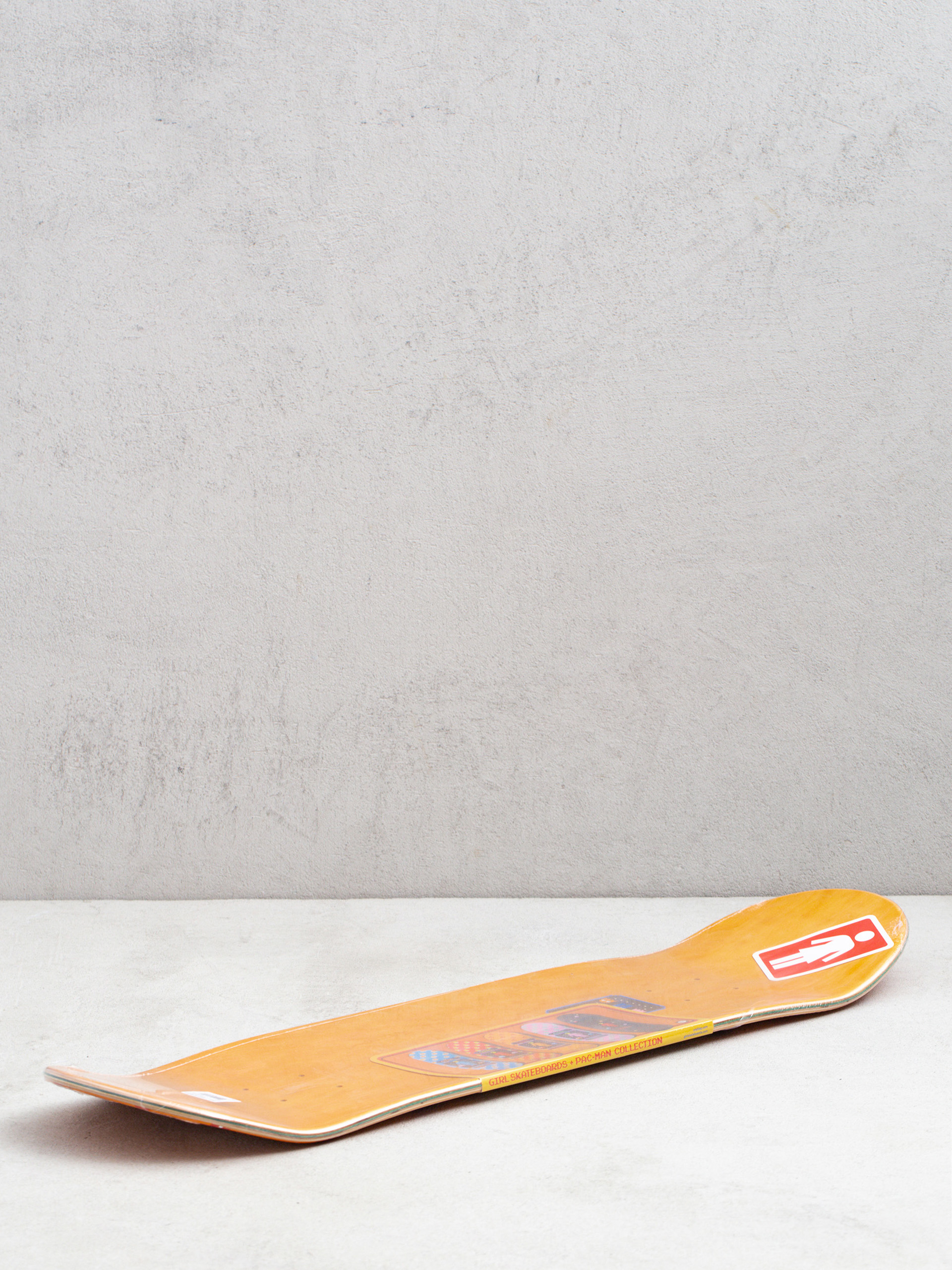 Doska Girl Skateboard Bennett Pac Man (orange)
