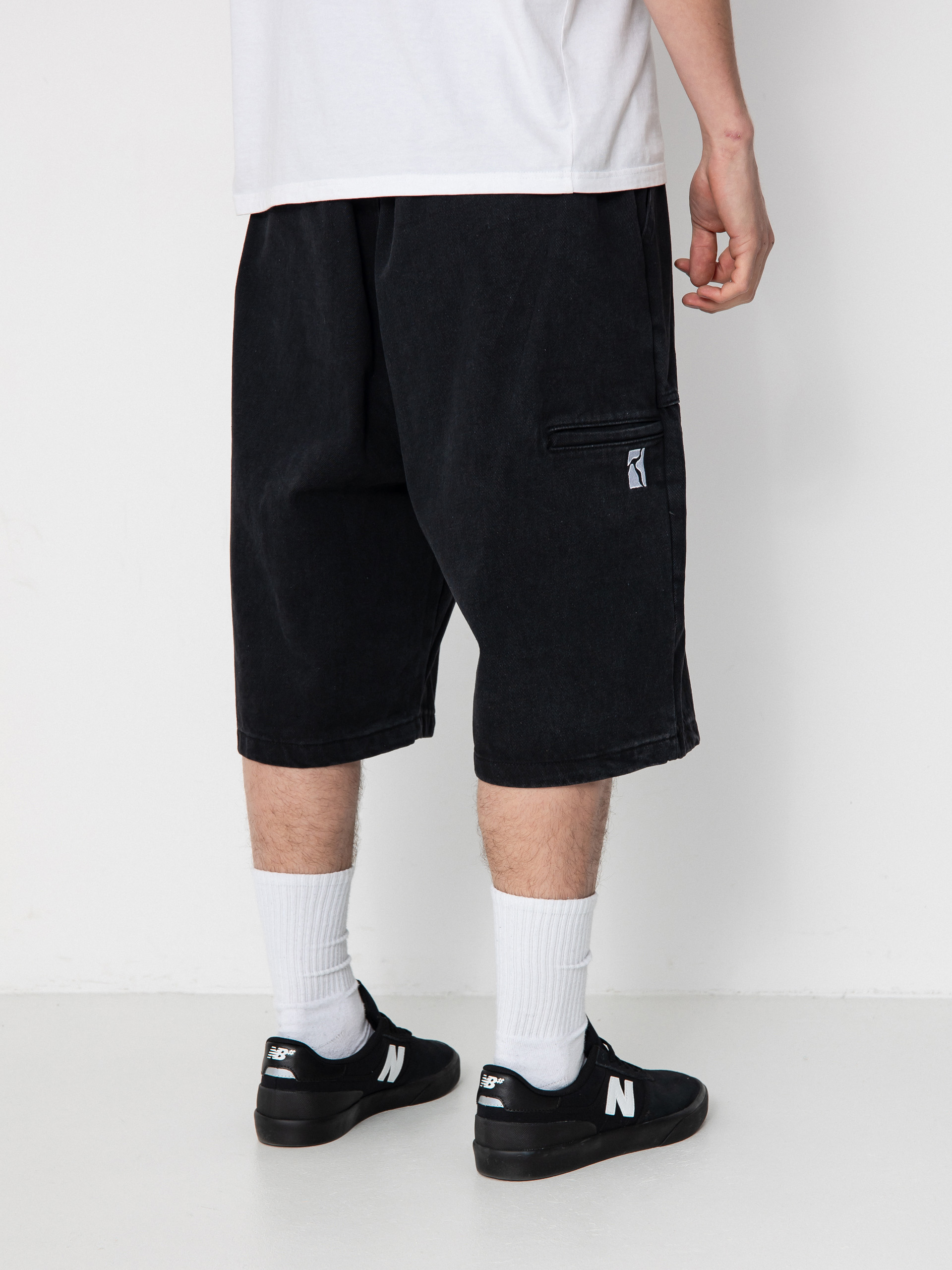 Kraťasy Poetic Collective Painter (black denim)