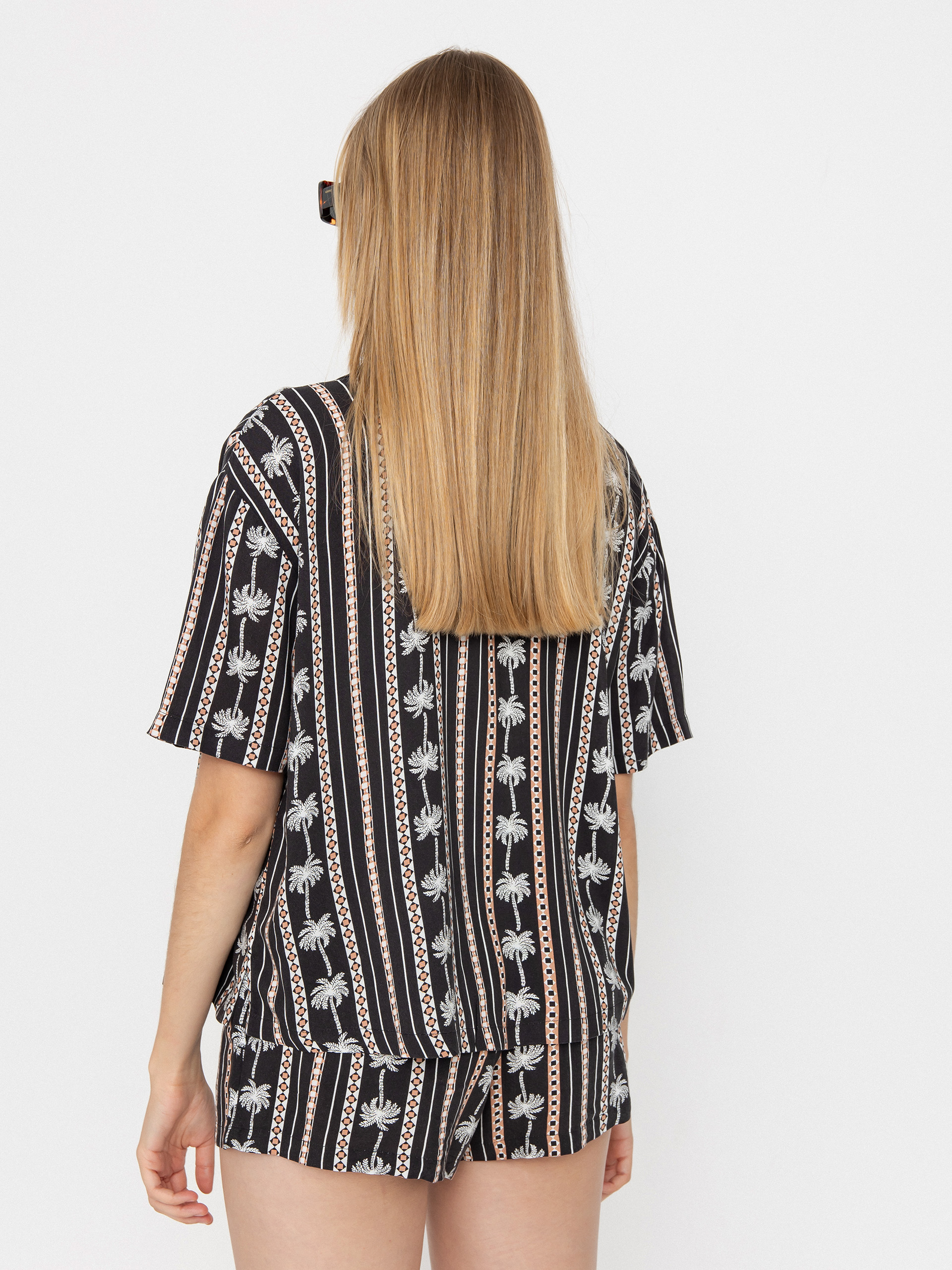 Košeľa Volcom Sun Stunner Wmn (black combo)