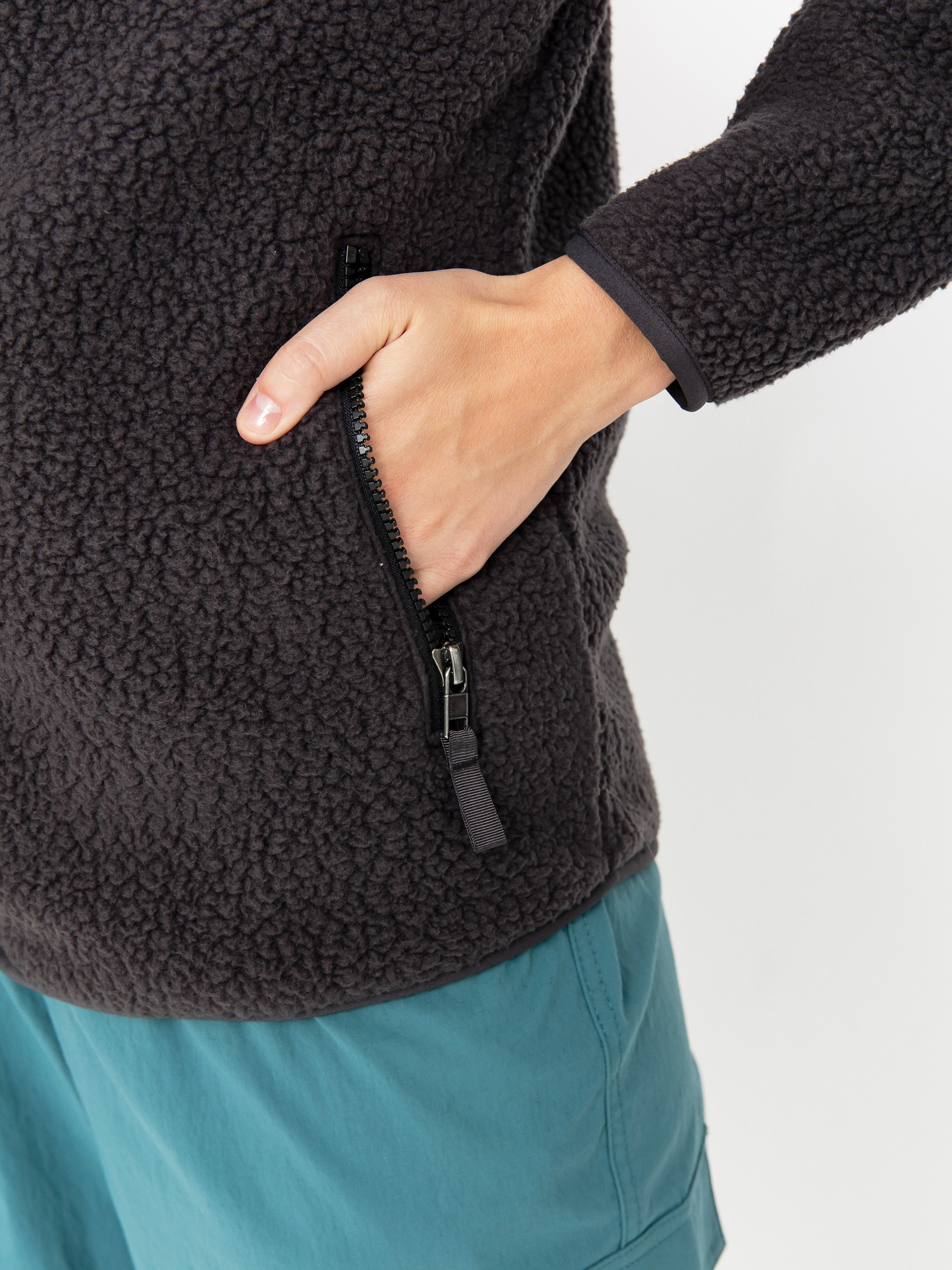 Bunda Patagonia Retro Pile Wmn (ink black)