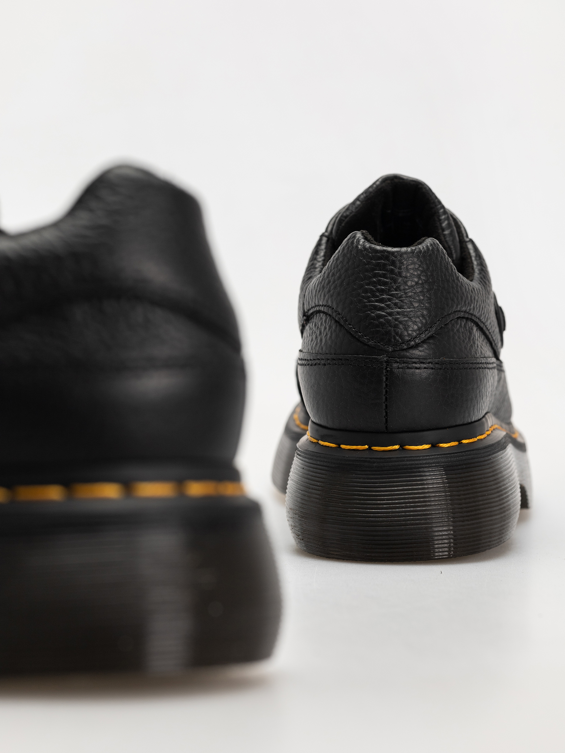 Topánky Dr. Martens Buzz 5 Eye Wmn (black milled nappa)