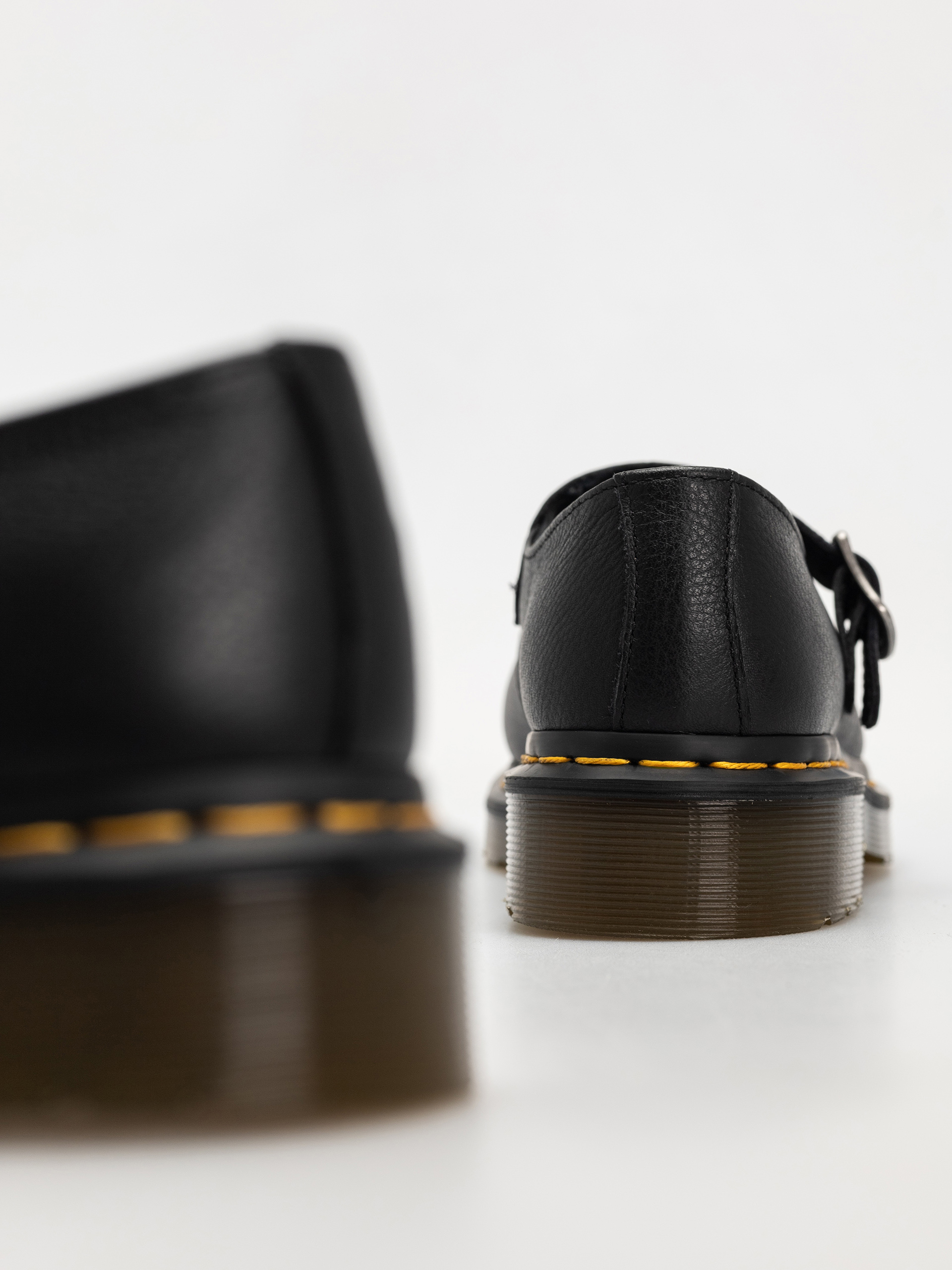 Topánky Dr. Martens Elphie Mary Jane Wmn (black virginia)