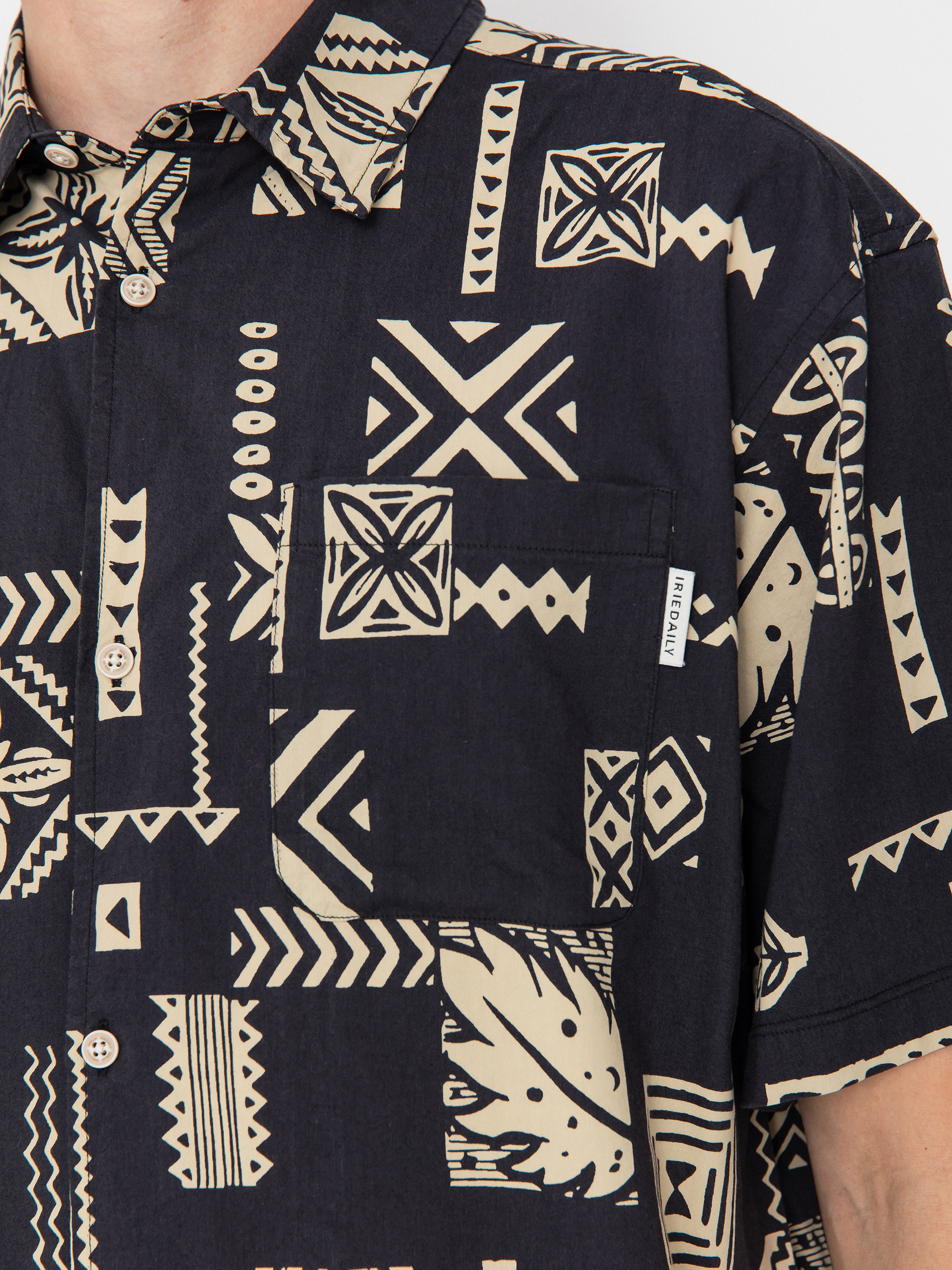 Košeľa Iriedaily Resorio (black)