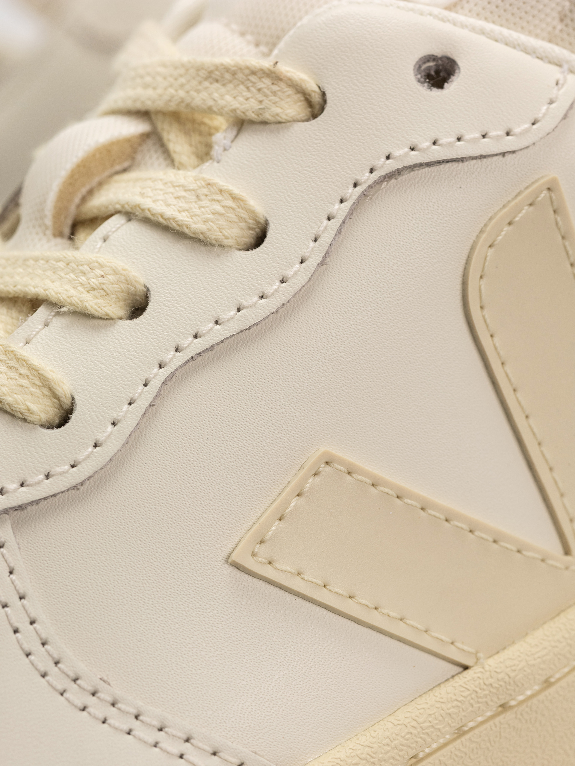 Topánky Veja V-10 Wmn (pure calcaire)