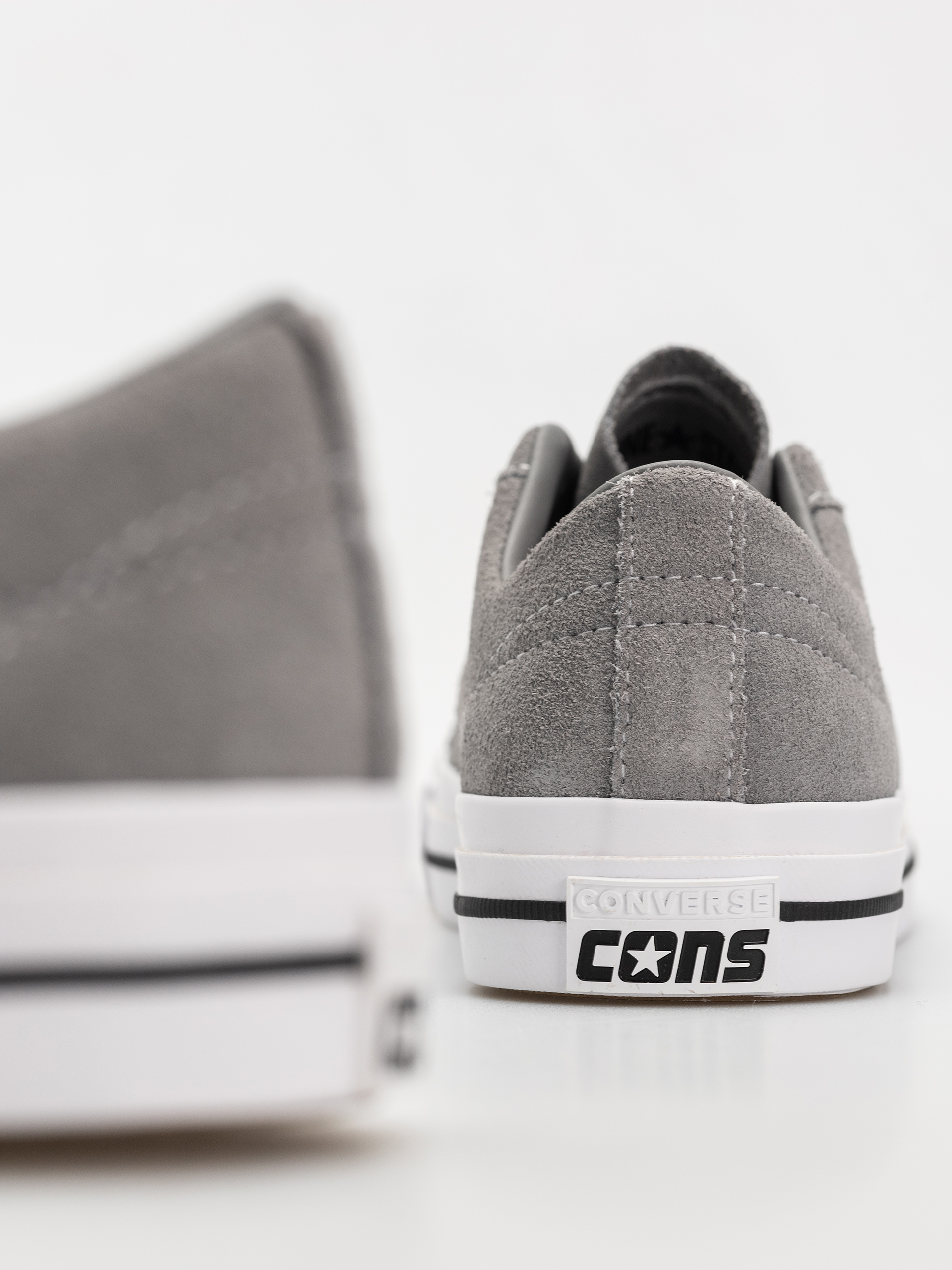 Topánky Converse One Star Pro (classic grey/black/white)