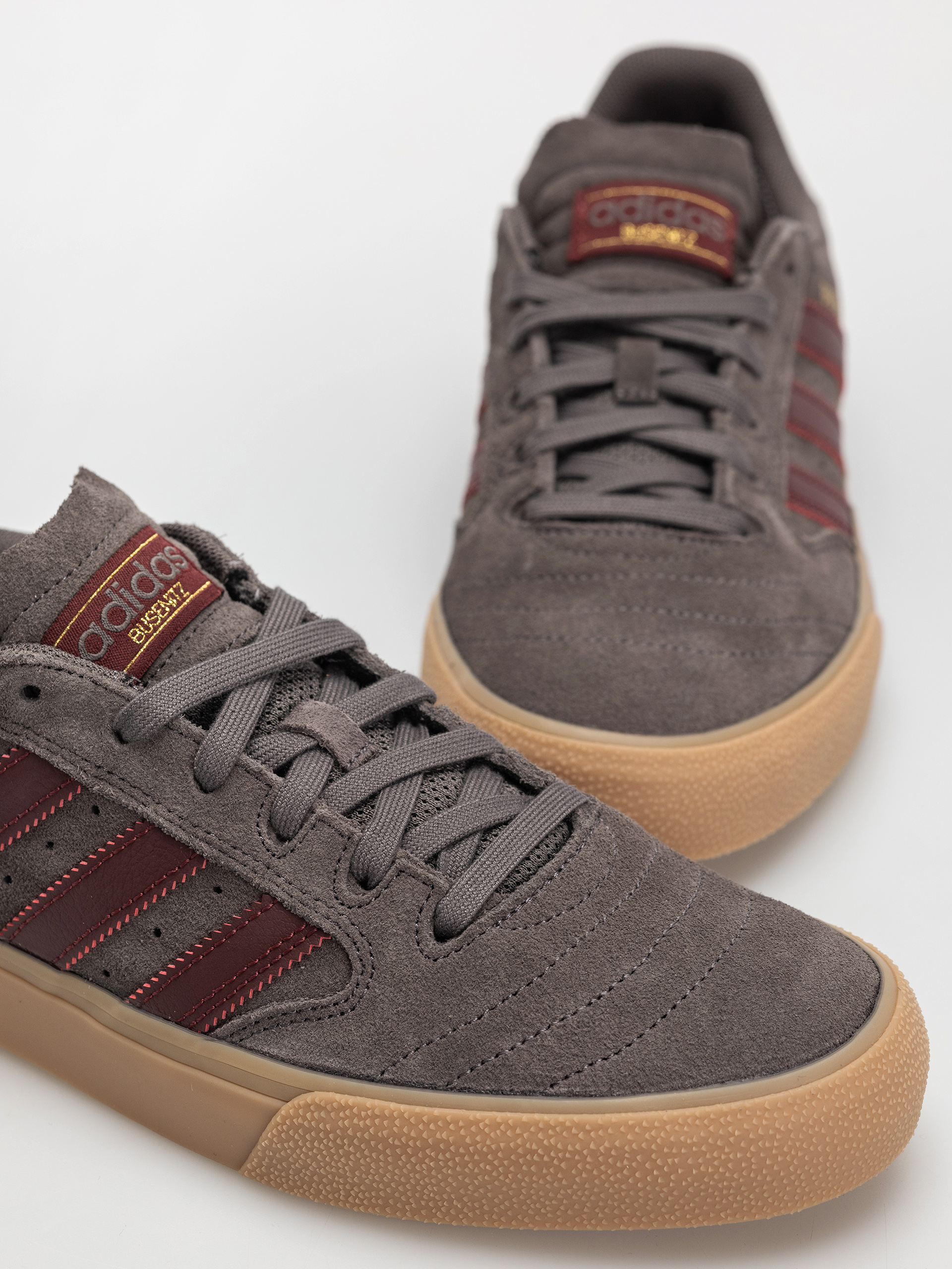 Topánky adidas Busenitz Vulc II (chacoa/shared/gum4)