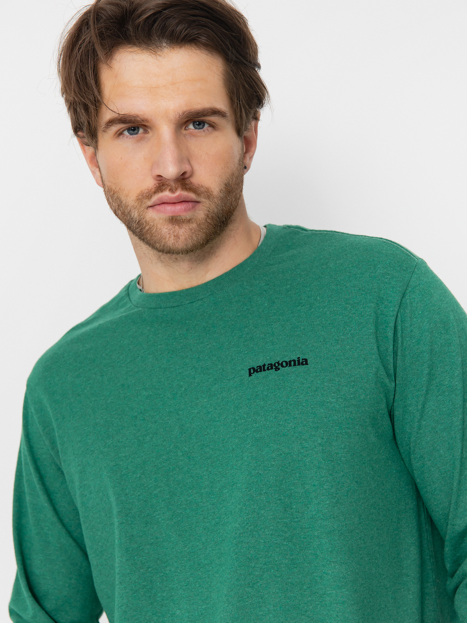 Triko Patagonia P 6 Logo Responsibili (p-6 outline/heartleaf green)