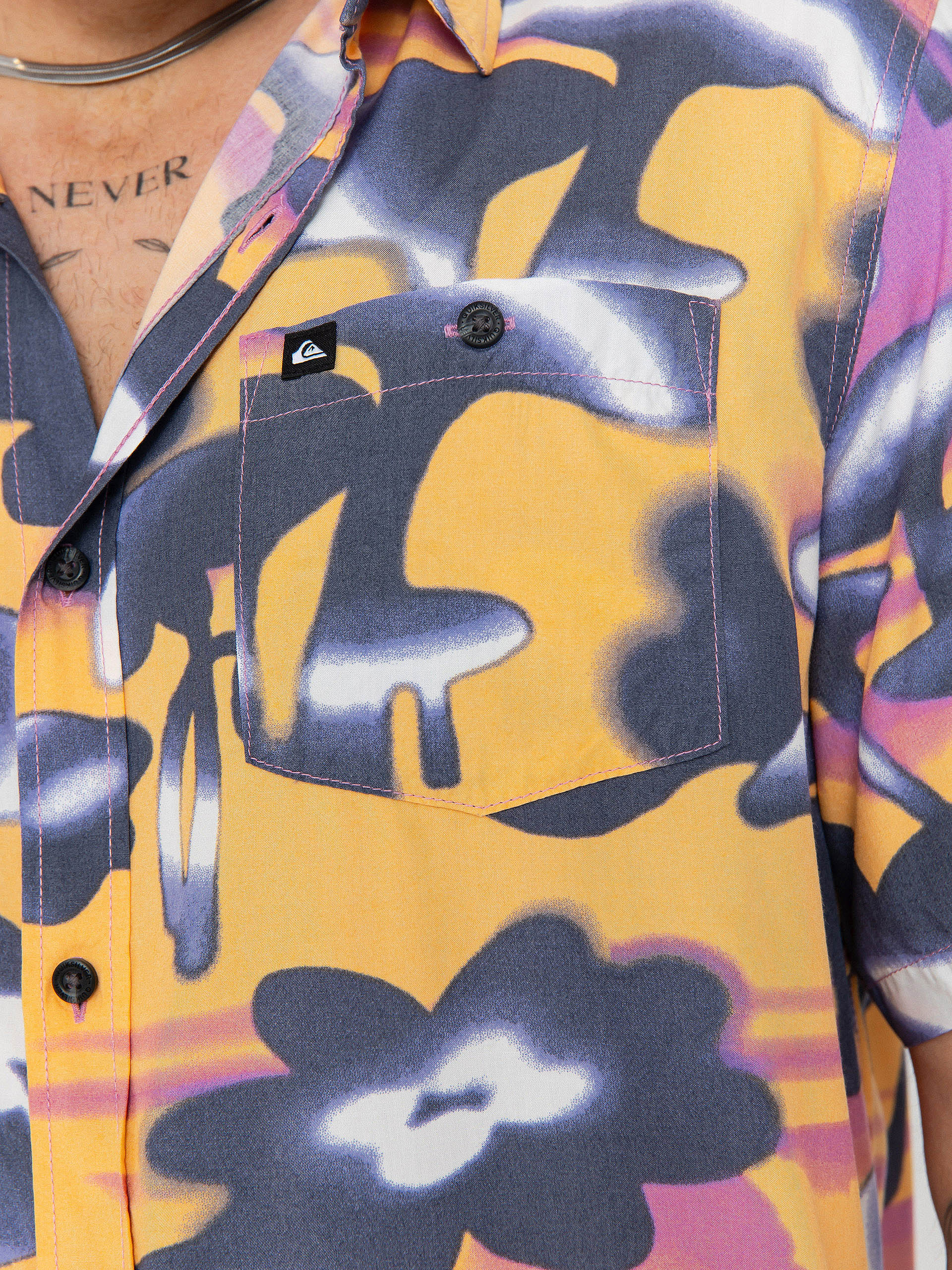 Košeľa Quiksilver Safe Paradise (vintage violet biophilia)