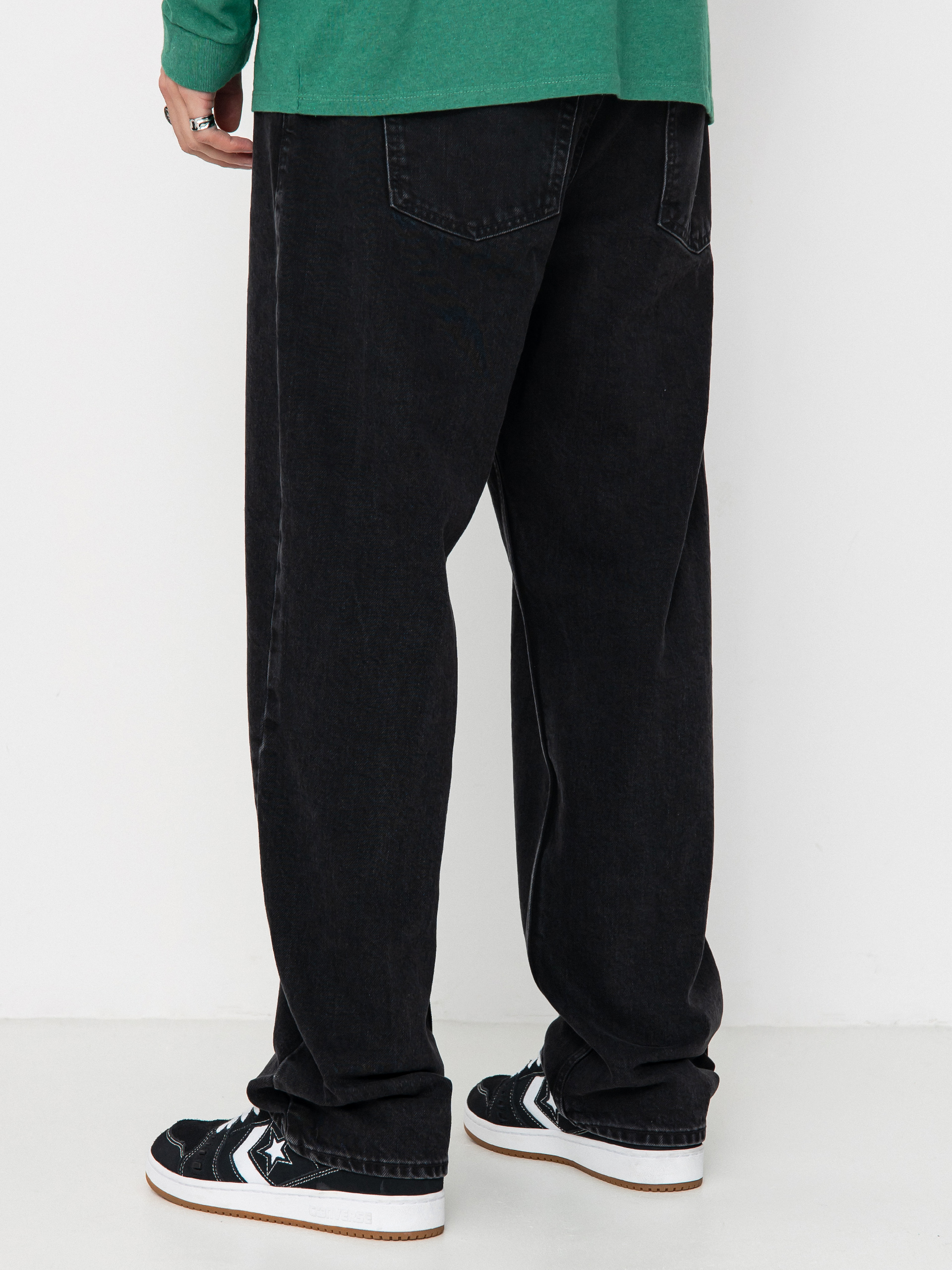 Nohavice Beyond Medals Loose Jeans (black)