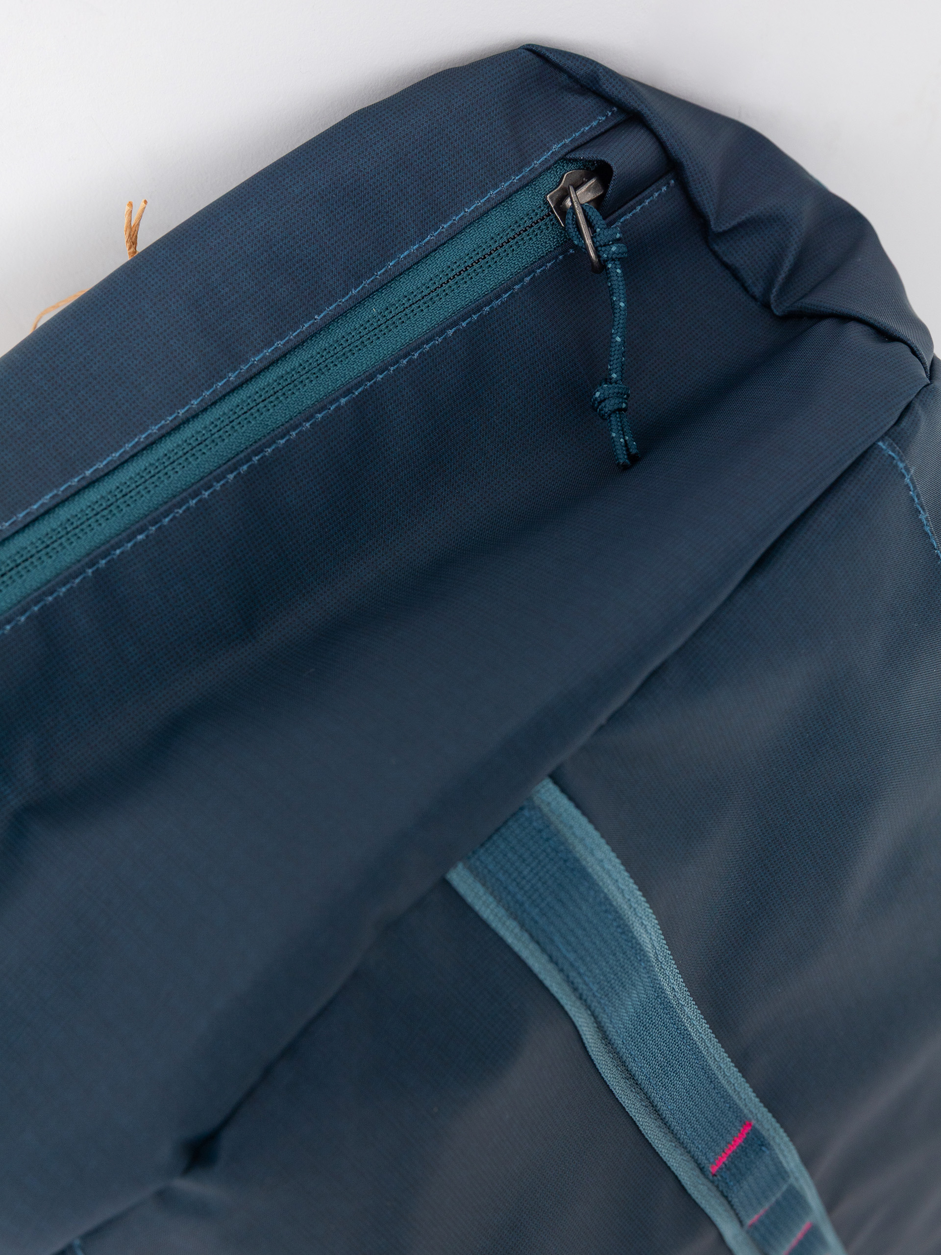 Batoh Patagonia Black Hole Pack 25L (tidal teal)