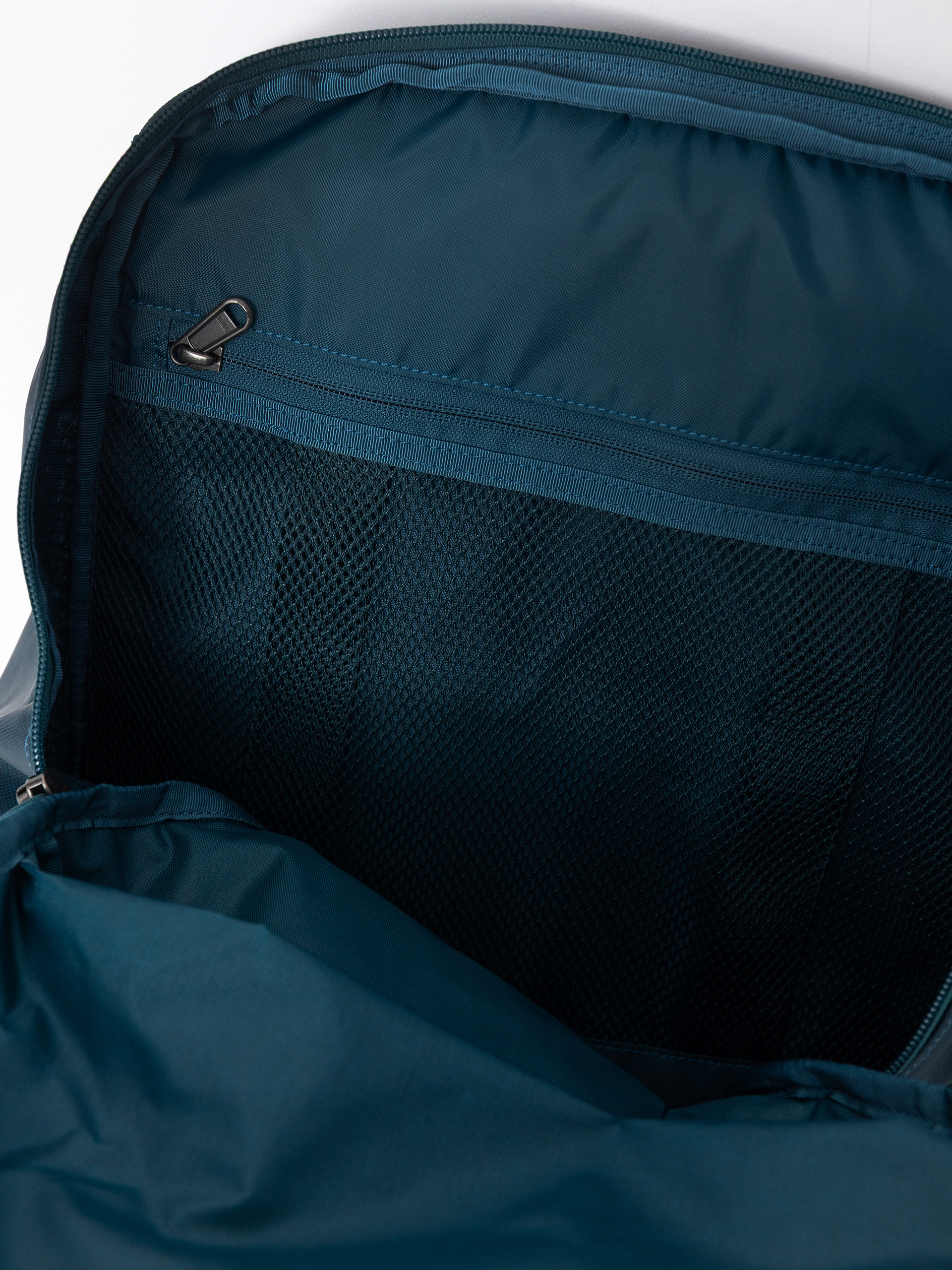 Batoh Patagonia Black Hole Pack 32L (tidal teal)