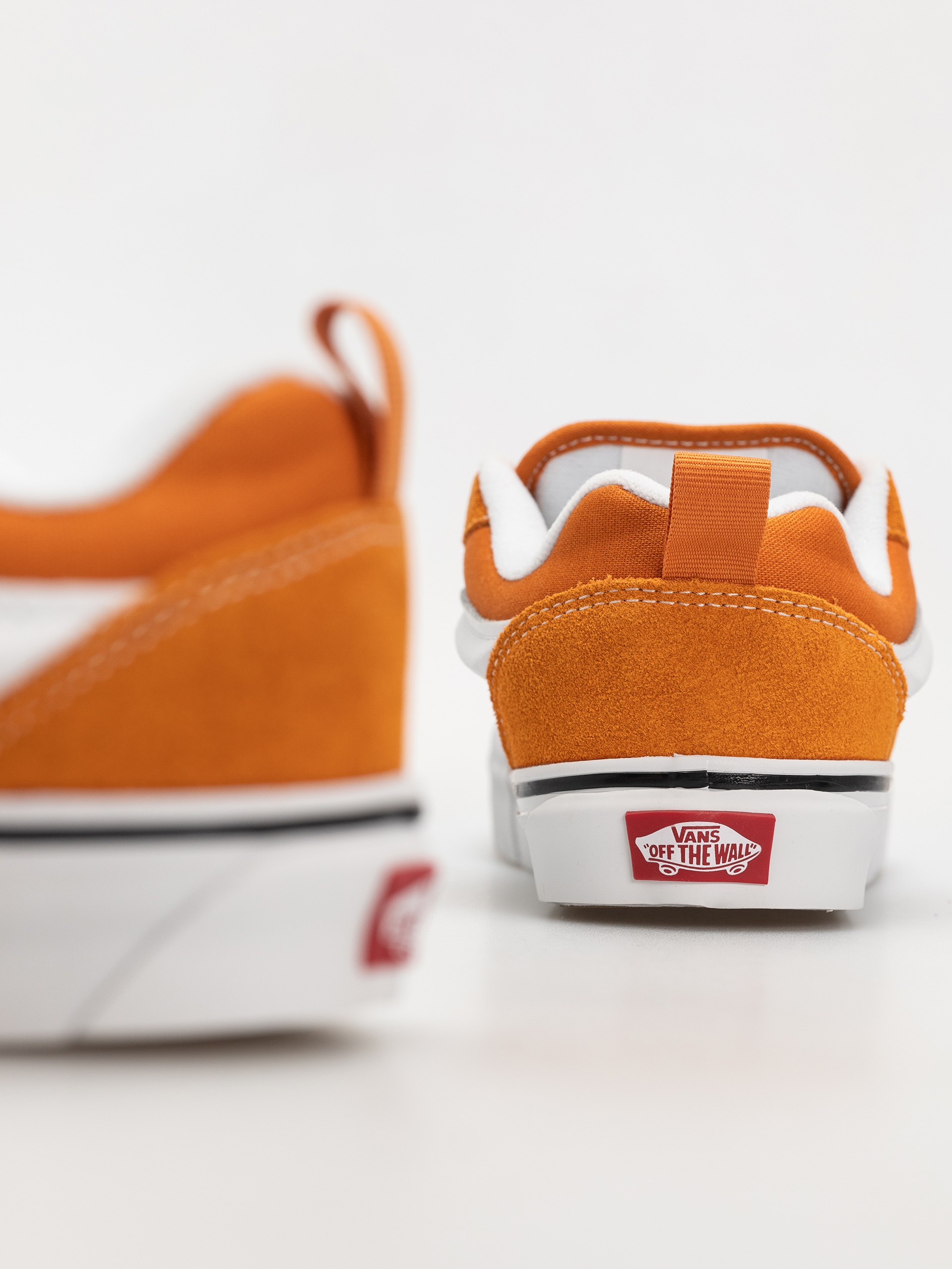 Topánky Vans Knu Skool (color theory marmalade)