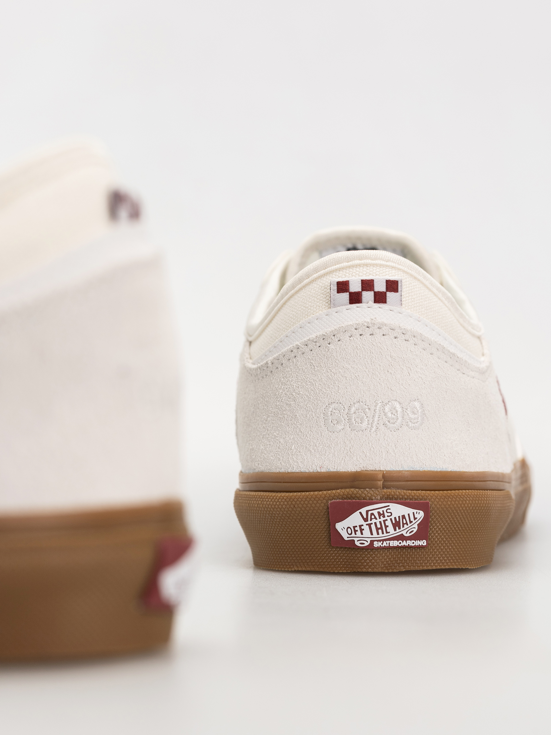 Topánky Vans Skate Rowley (red/white/gum)