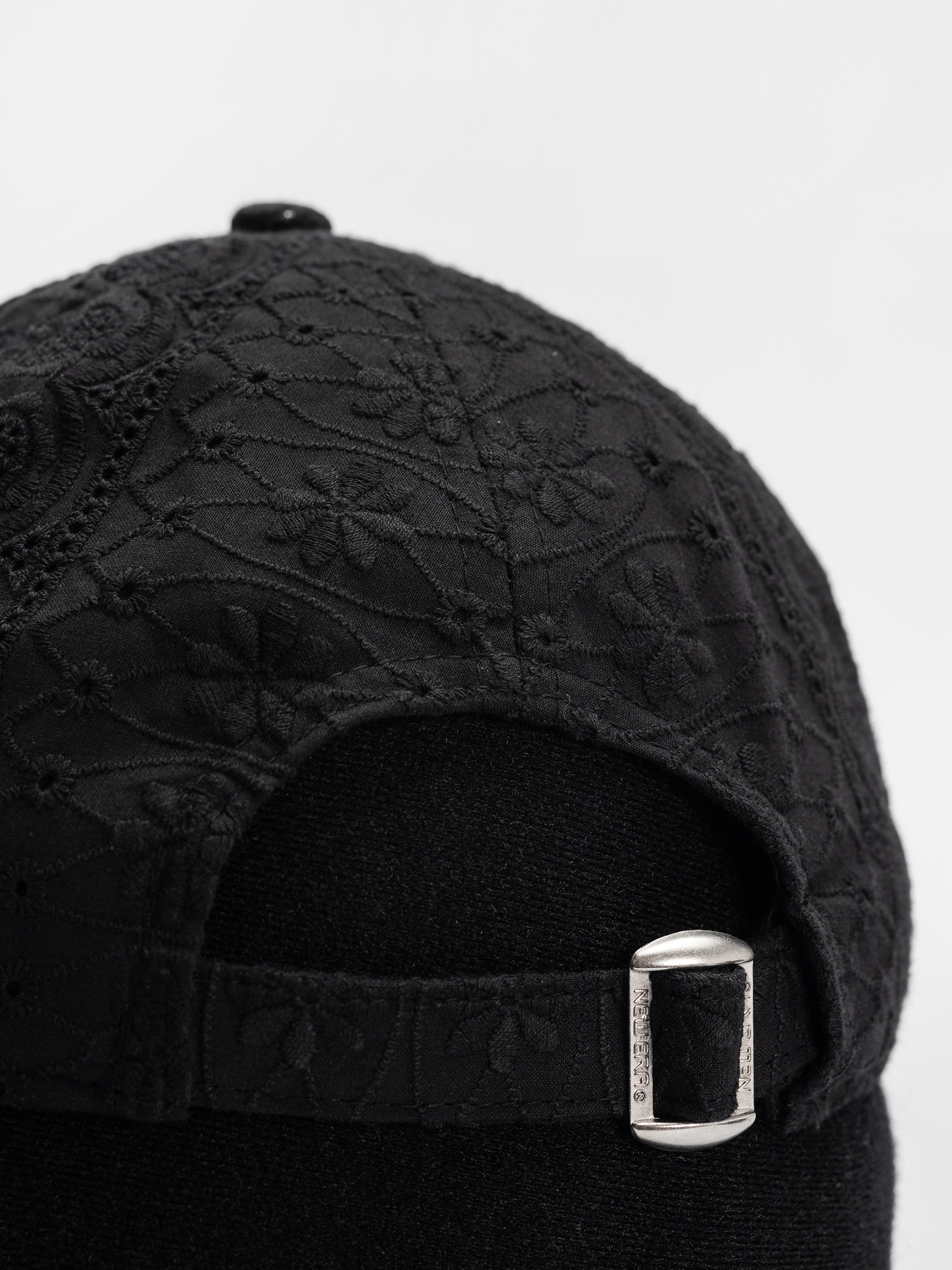 Šiltovka New Era Broderie 9Twenty New York Yankees Wmn (black)