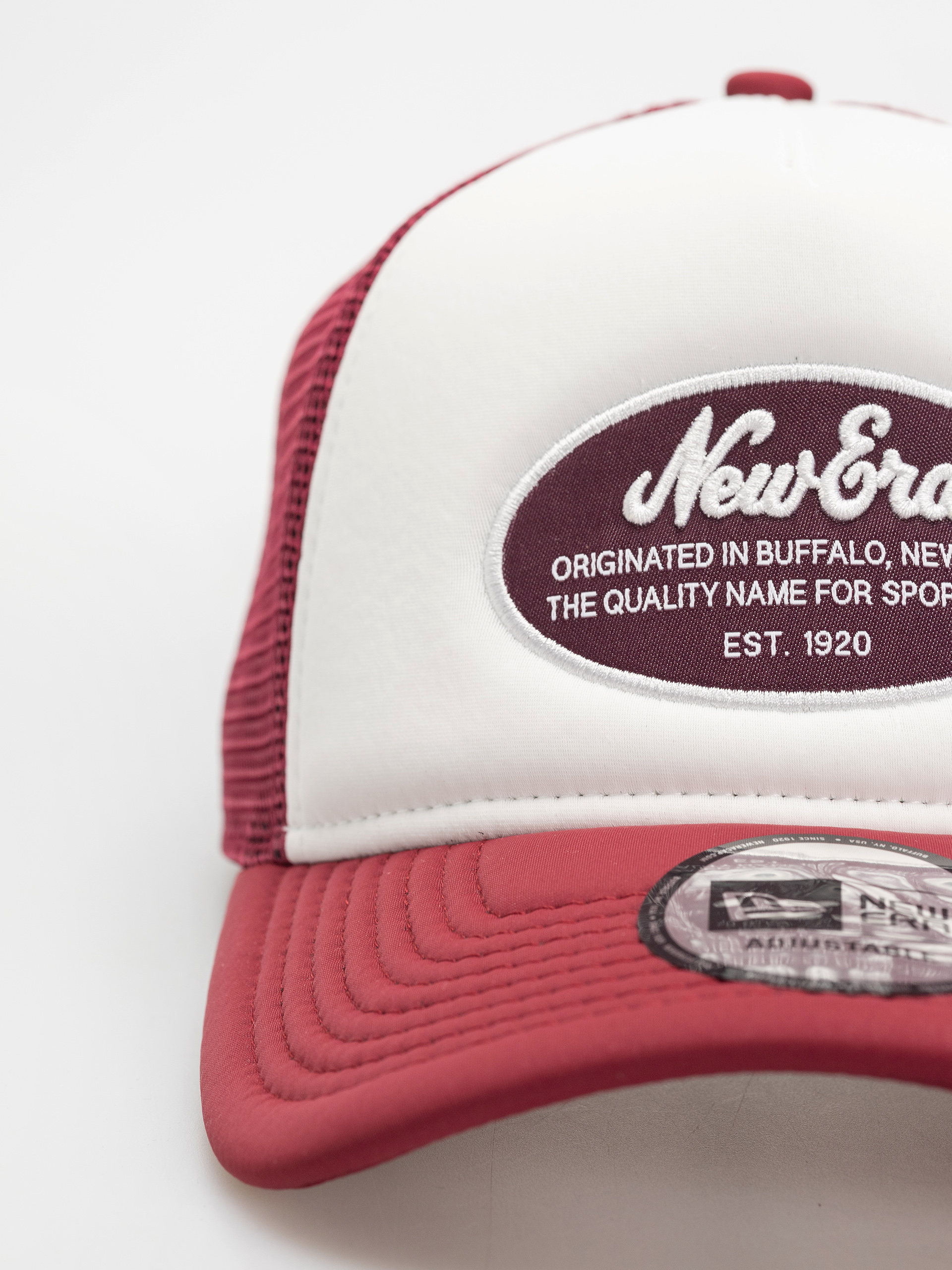 Šiltovka New Era Oval Foam Patch Trucker (cherry/white)