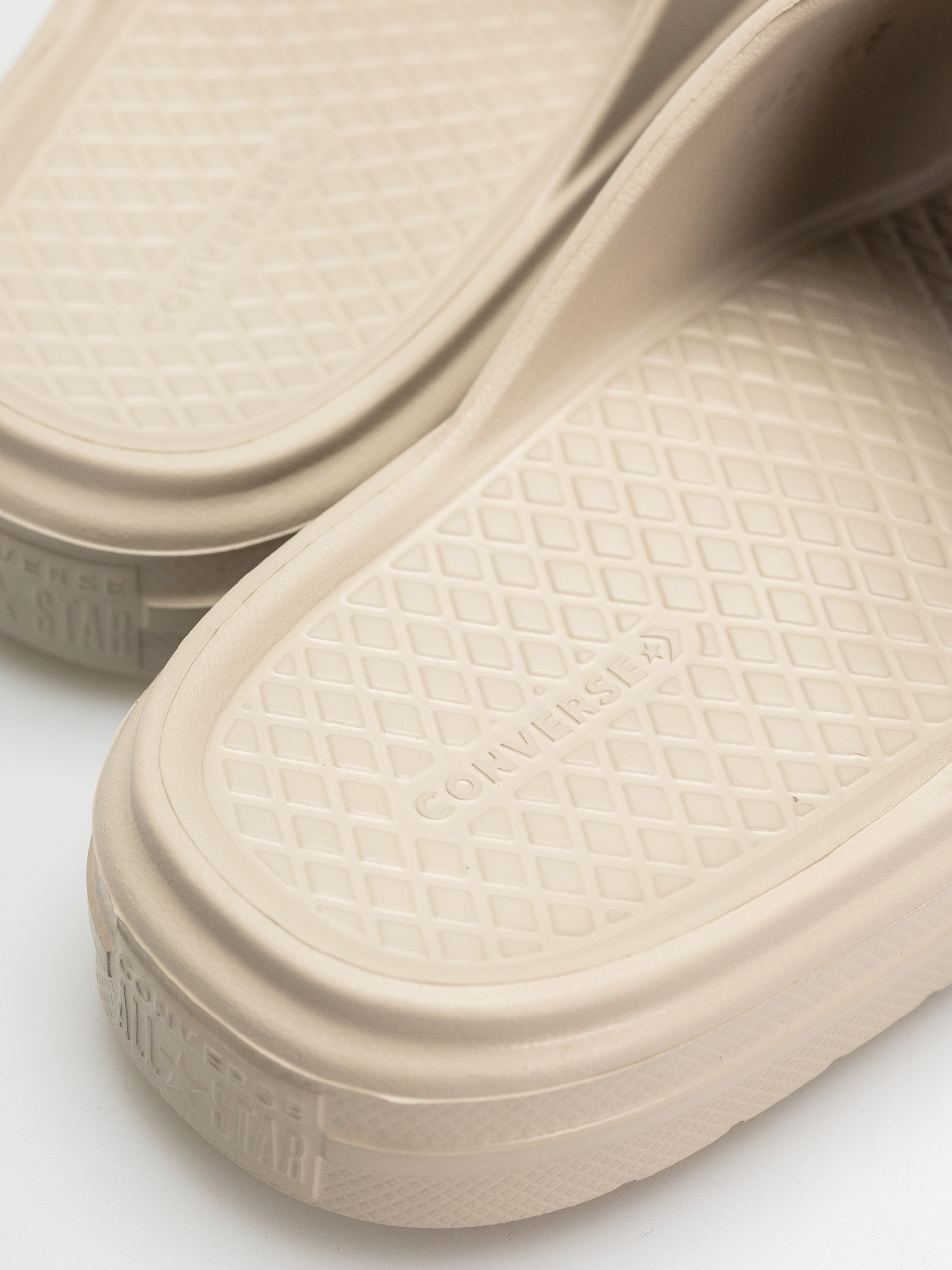 Šľapky Converse Essential (papyrus/papyrus/papyrus)