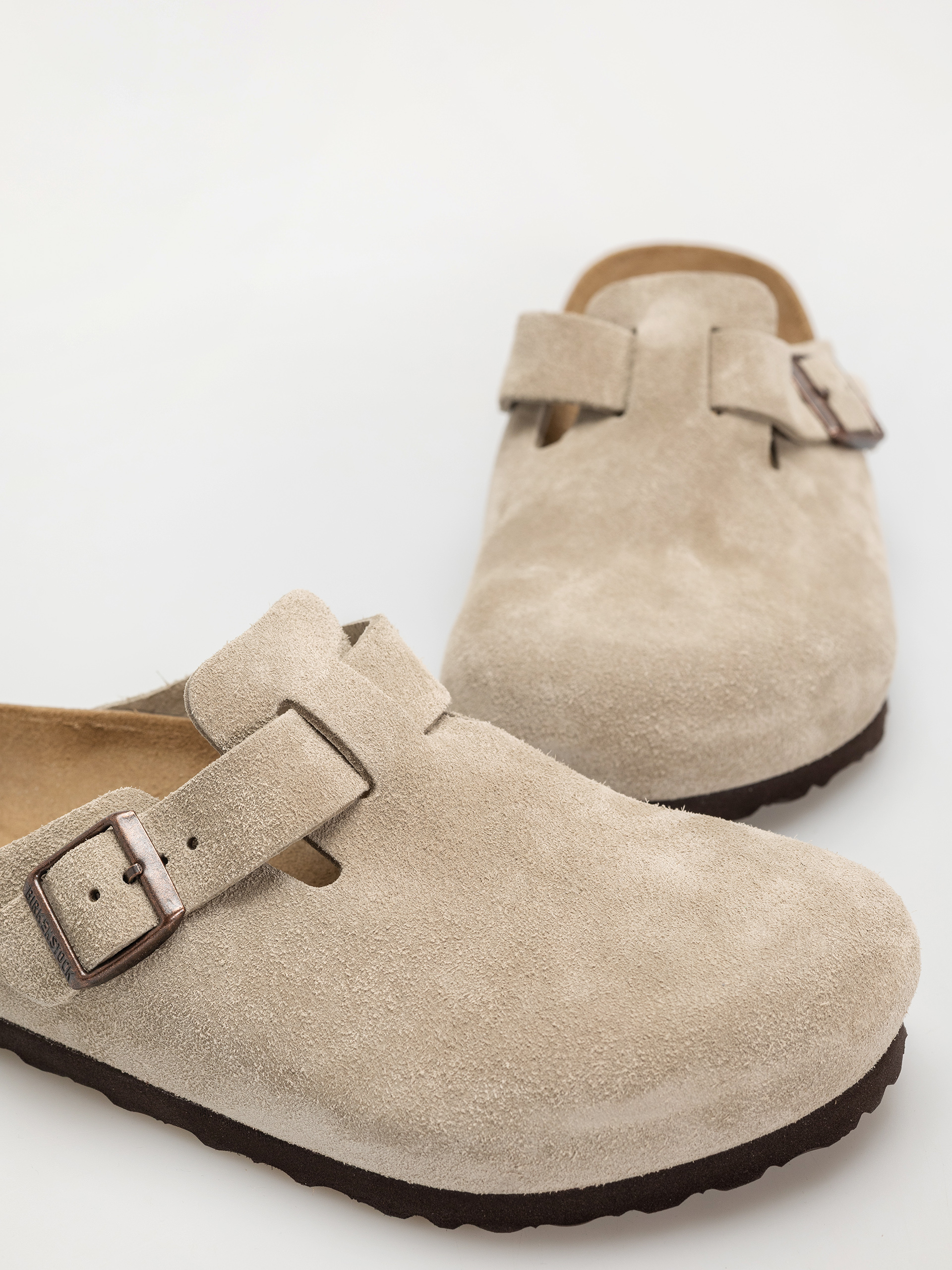 Šľapky Birkenstock Boston Suede Leather Regular (taupe)