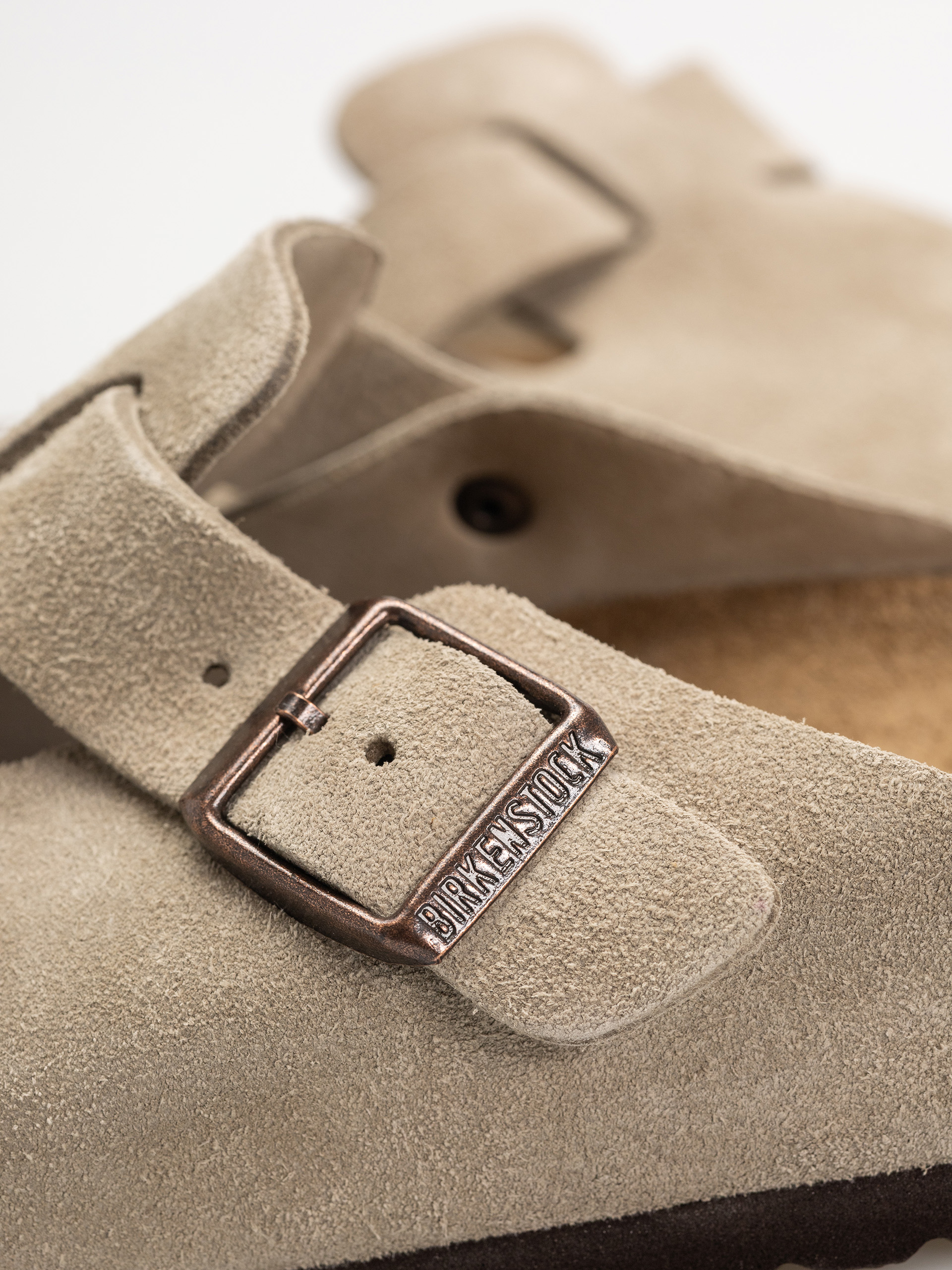 Šľapky Birkenstock Boston Suede Leather Regular (taupe)