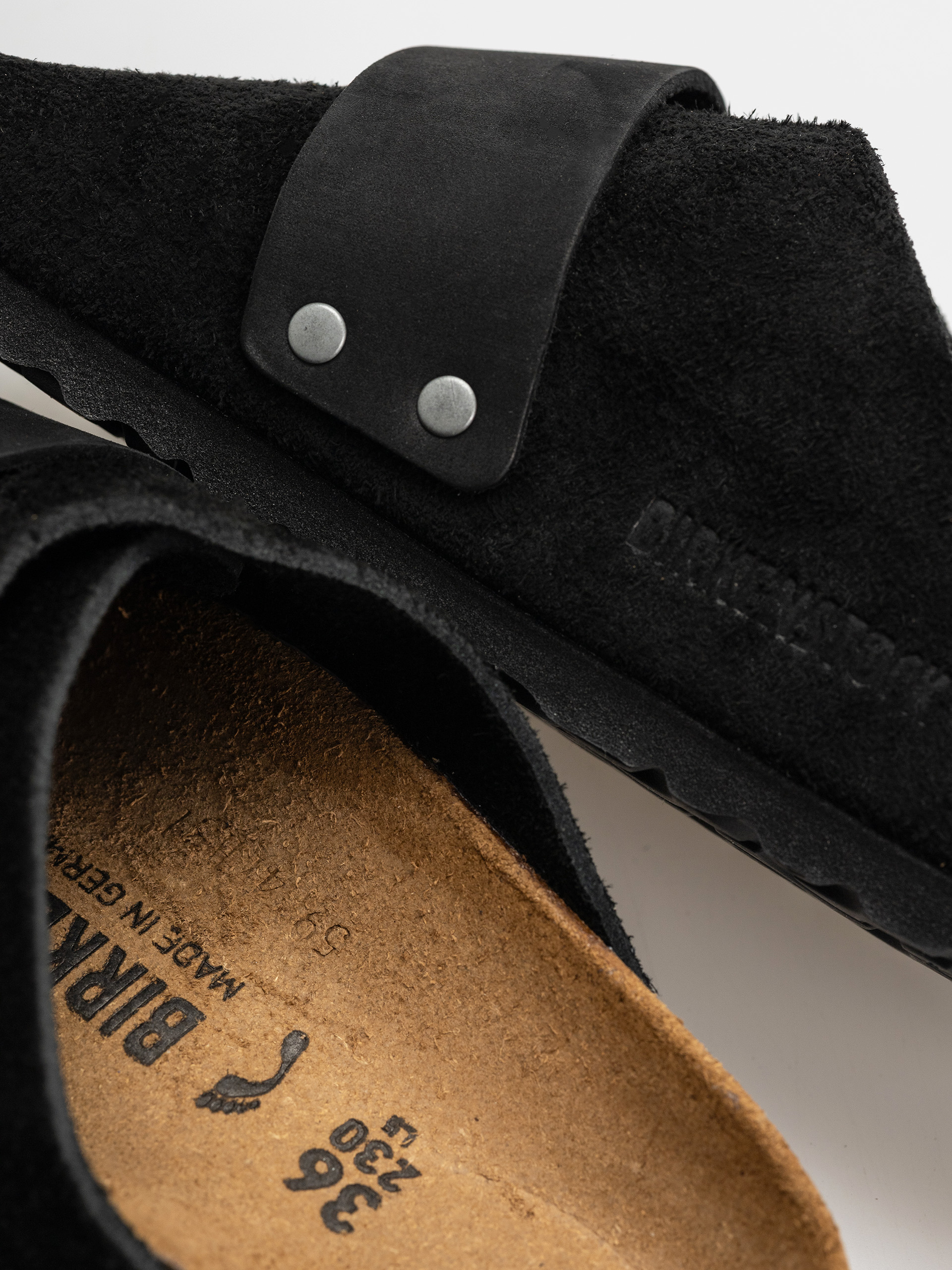 Šľapky Birkenstock Kyoto Nubuck Suede Leather Narrow Wmn (black)