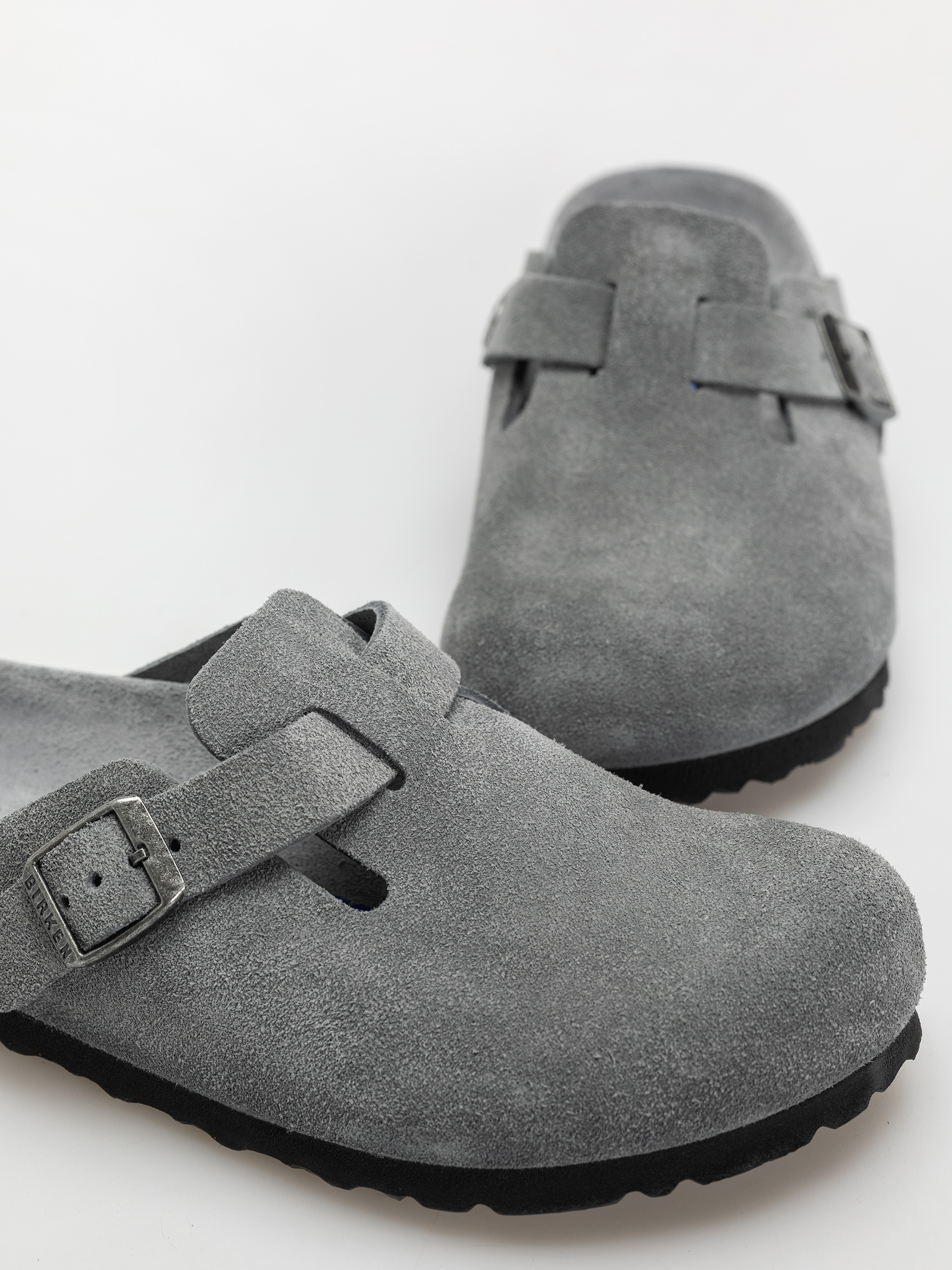 Šľapky Birkenstock Boston SFB Suede Leather Narrow Wmn (basalt gray)