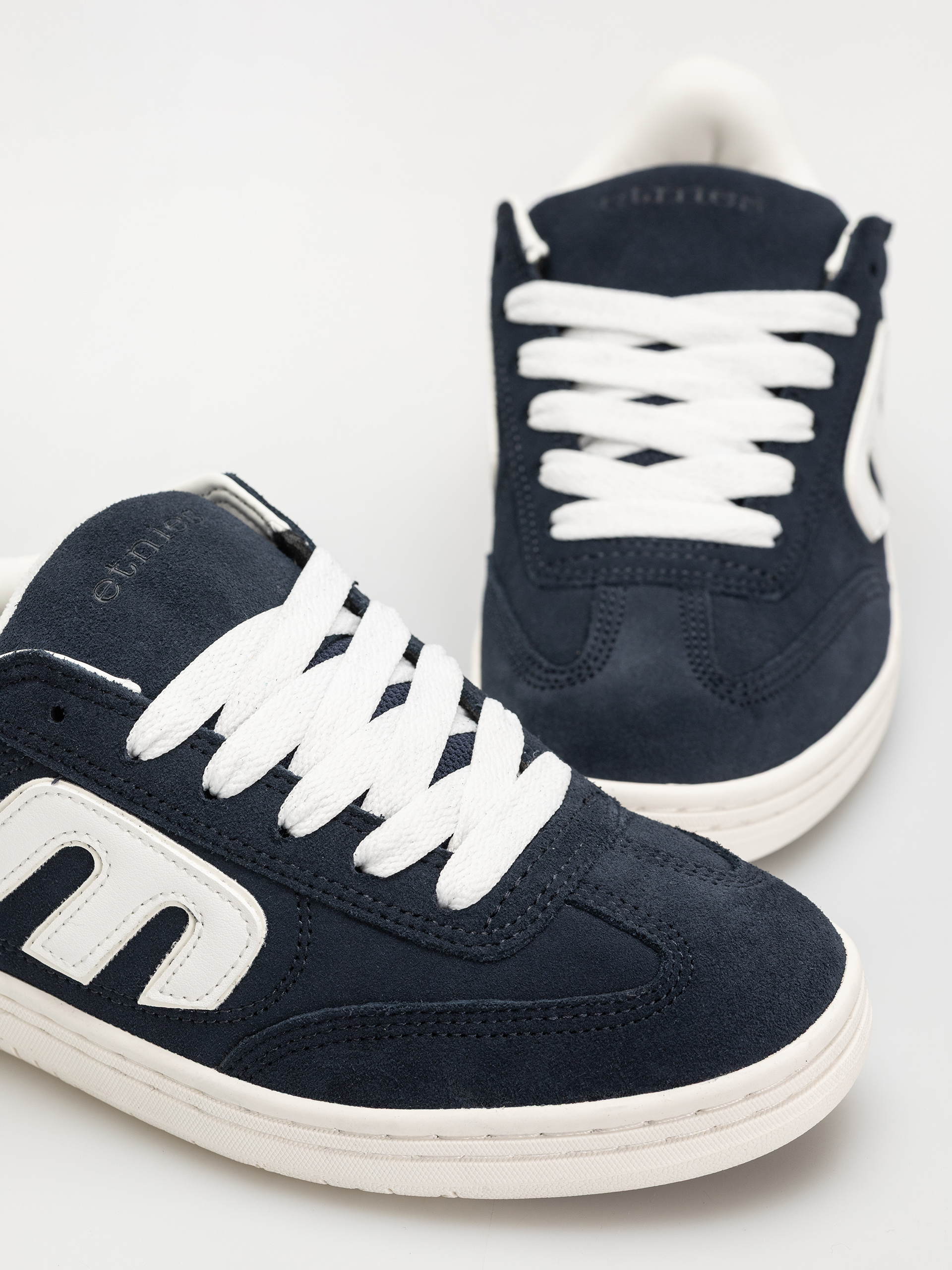 Topánky Etnies Locut (indigo raw)