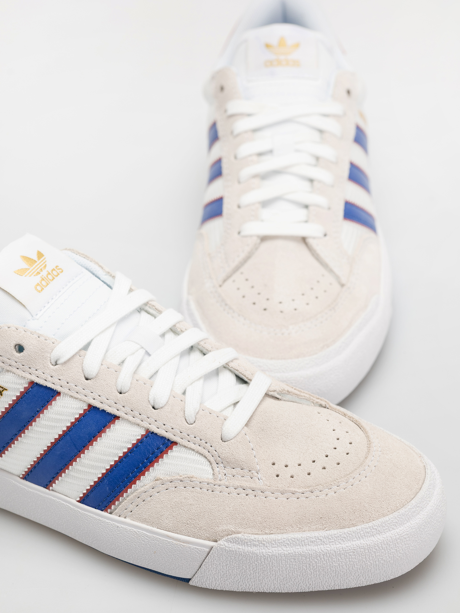 Topánky adidas Nora (ftwwht/royblu/betsca)