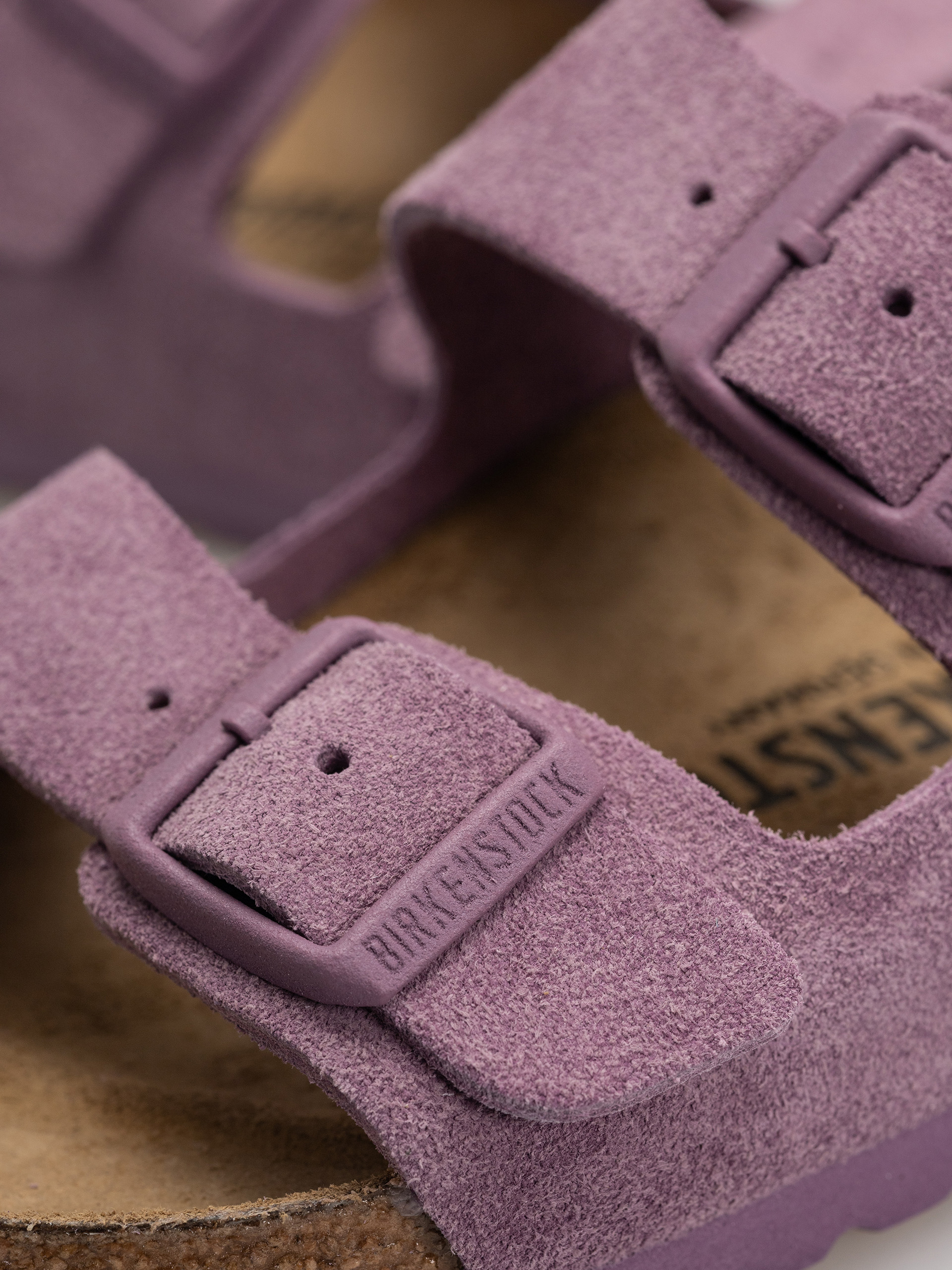 Šľapky Birkenstock Arizona Suede Leather Narrow Wmn (mauve)
