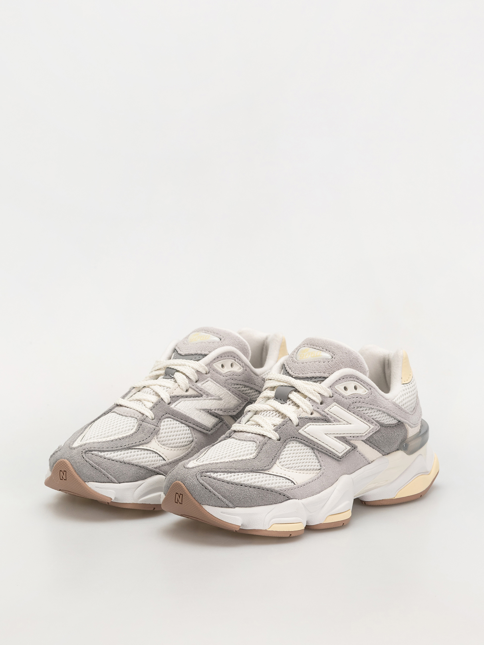 Topánky New Balance 9060 JR (sea salt)