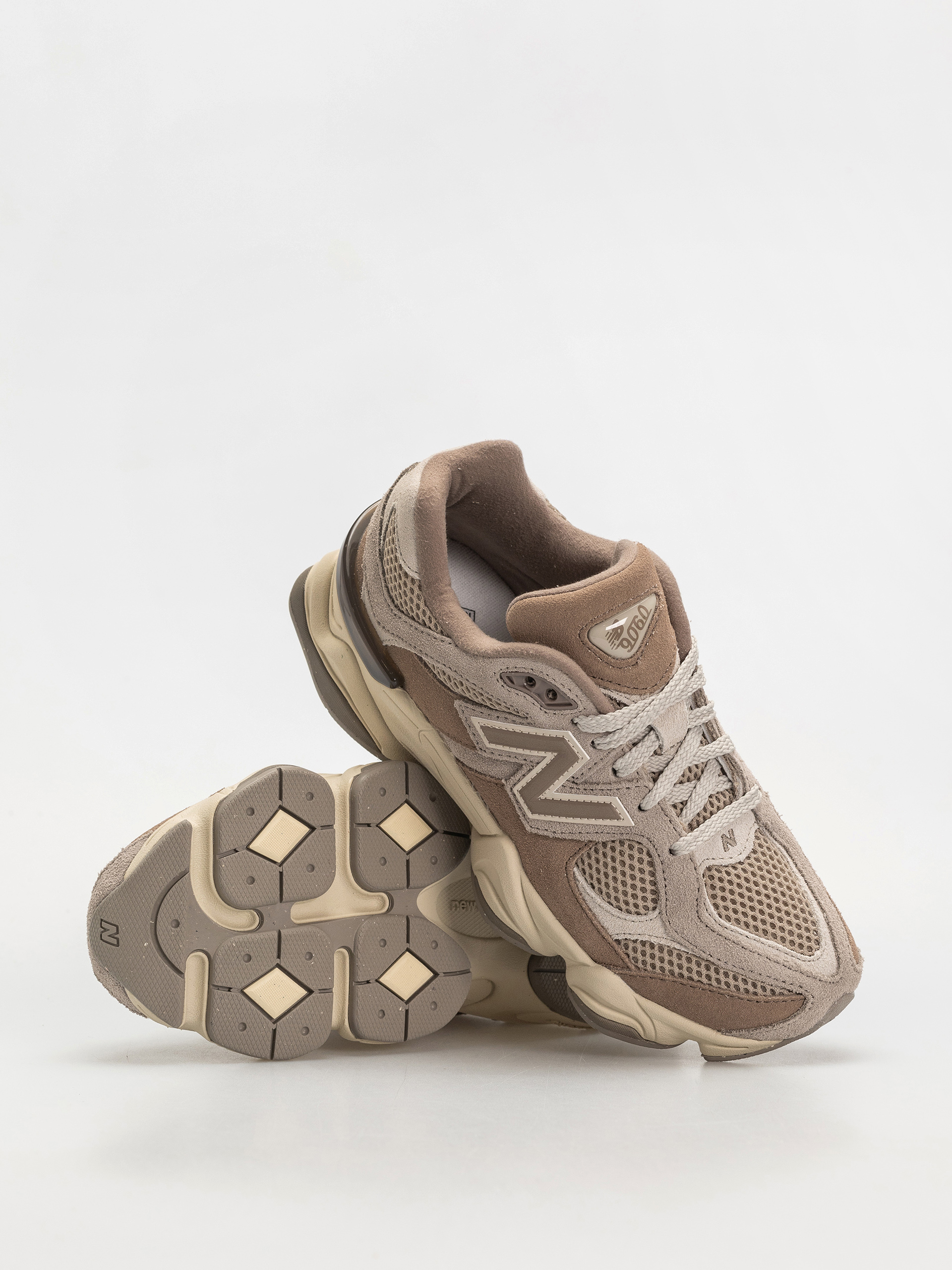 Topánky New Balance 9060 JR (mushroom)