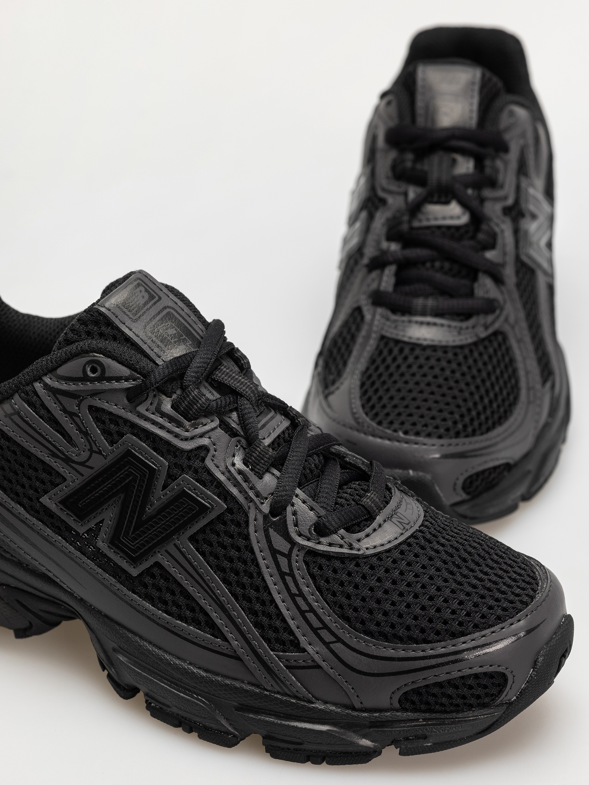 Topánky New Balance 740 JR (black cement)