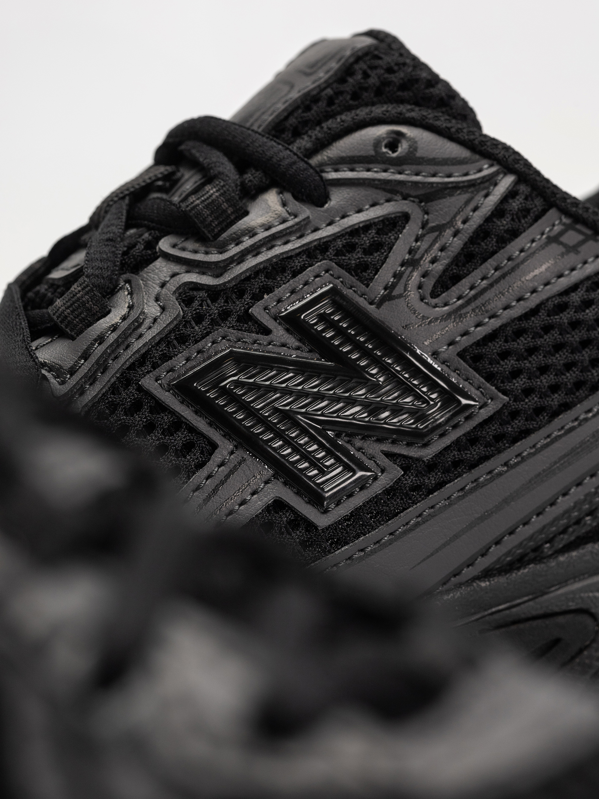 Topánky New Balance 740 JR (black cement)