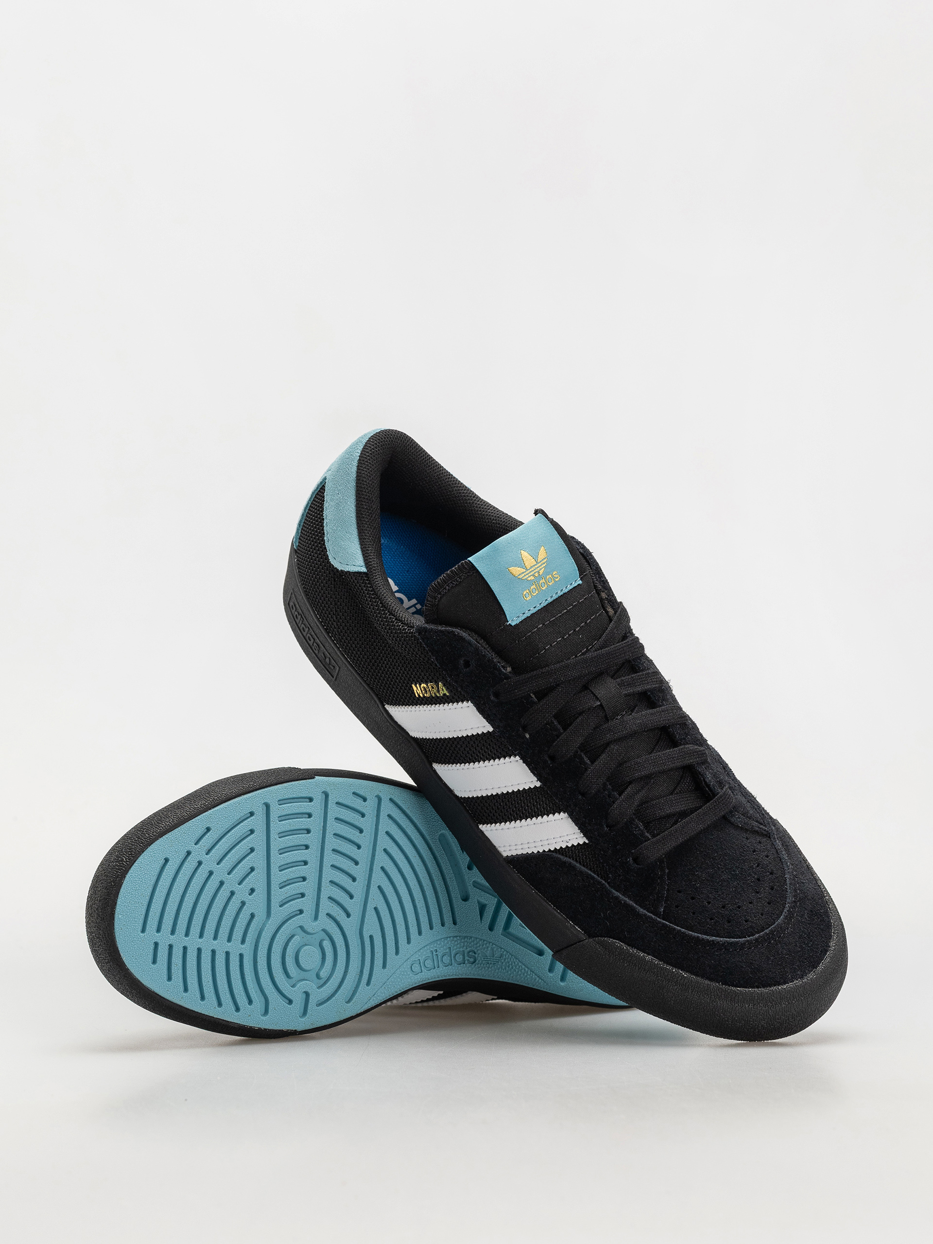Topánky adidas Nora (cblack/ftwwht/goldmt)