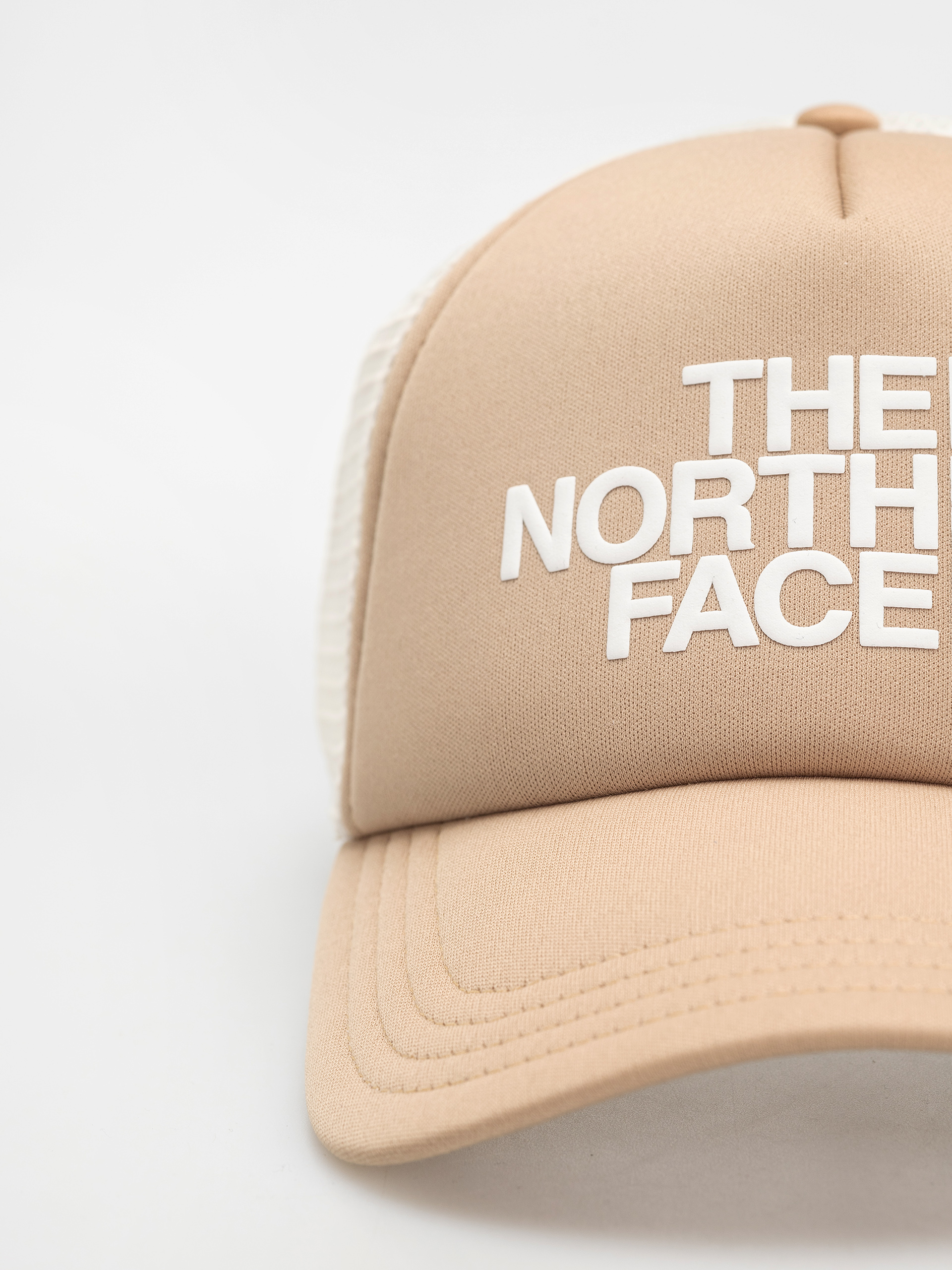 Šiltovka The North Face Tnf Logo Trucker (khaki stone/tnf white)