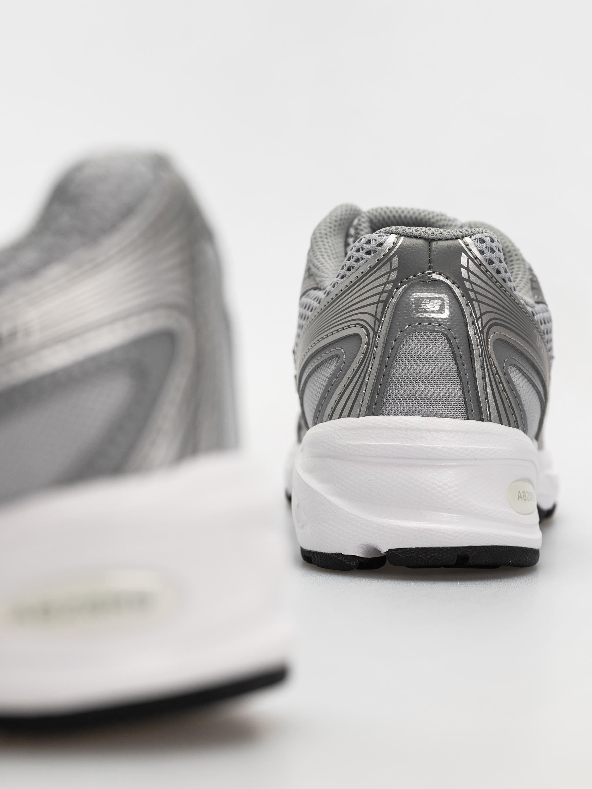 Topánky New Balance 740 JR (raincloud)