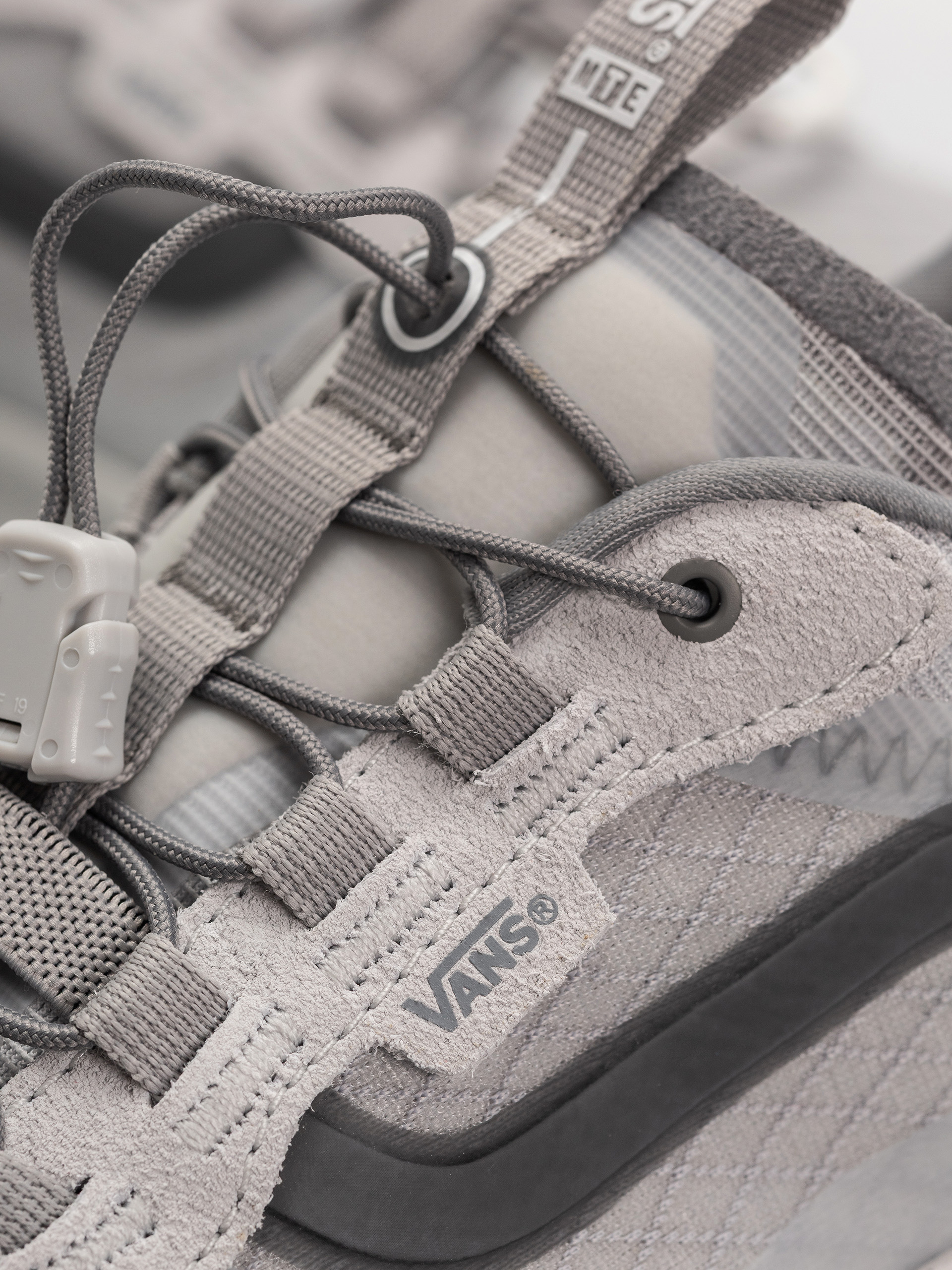 Topánky Vans Mte Crosspath Xc (light gray)