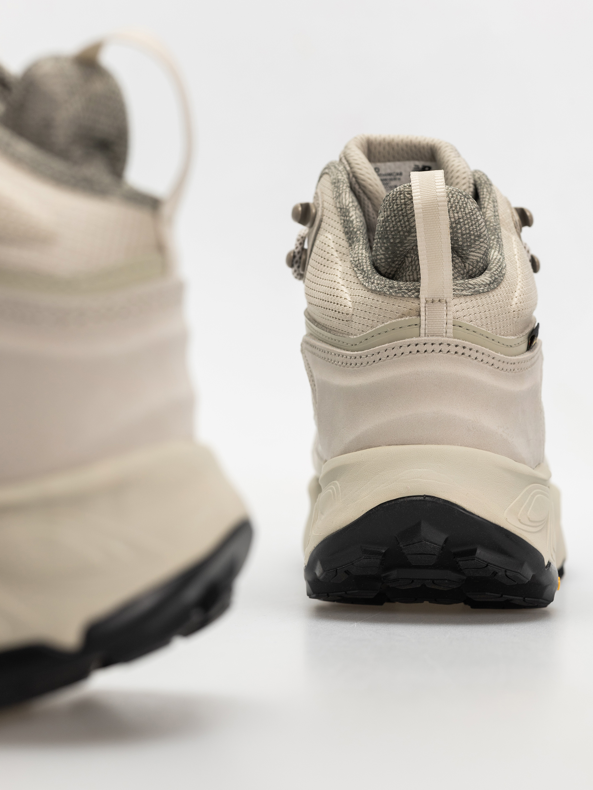 Topánky New Balance Fresh Foam X Hierro V9 Hiker Gore-Tex (shipyard)