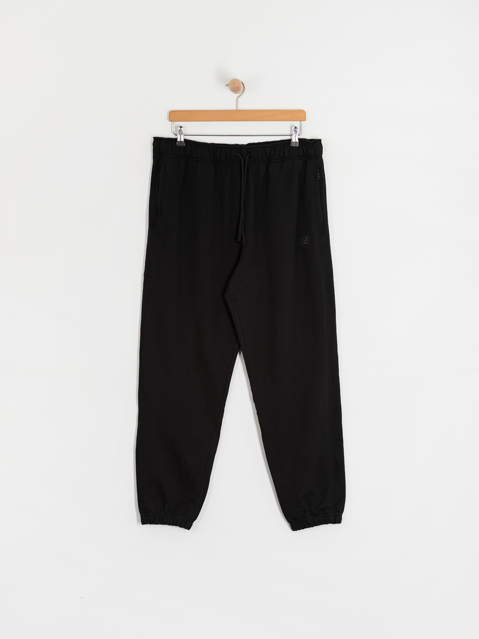 Nohavice New Balance Athletics Jogger (black)