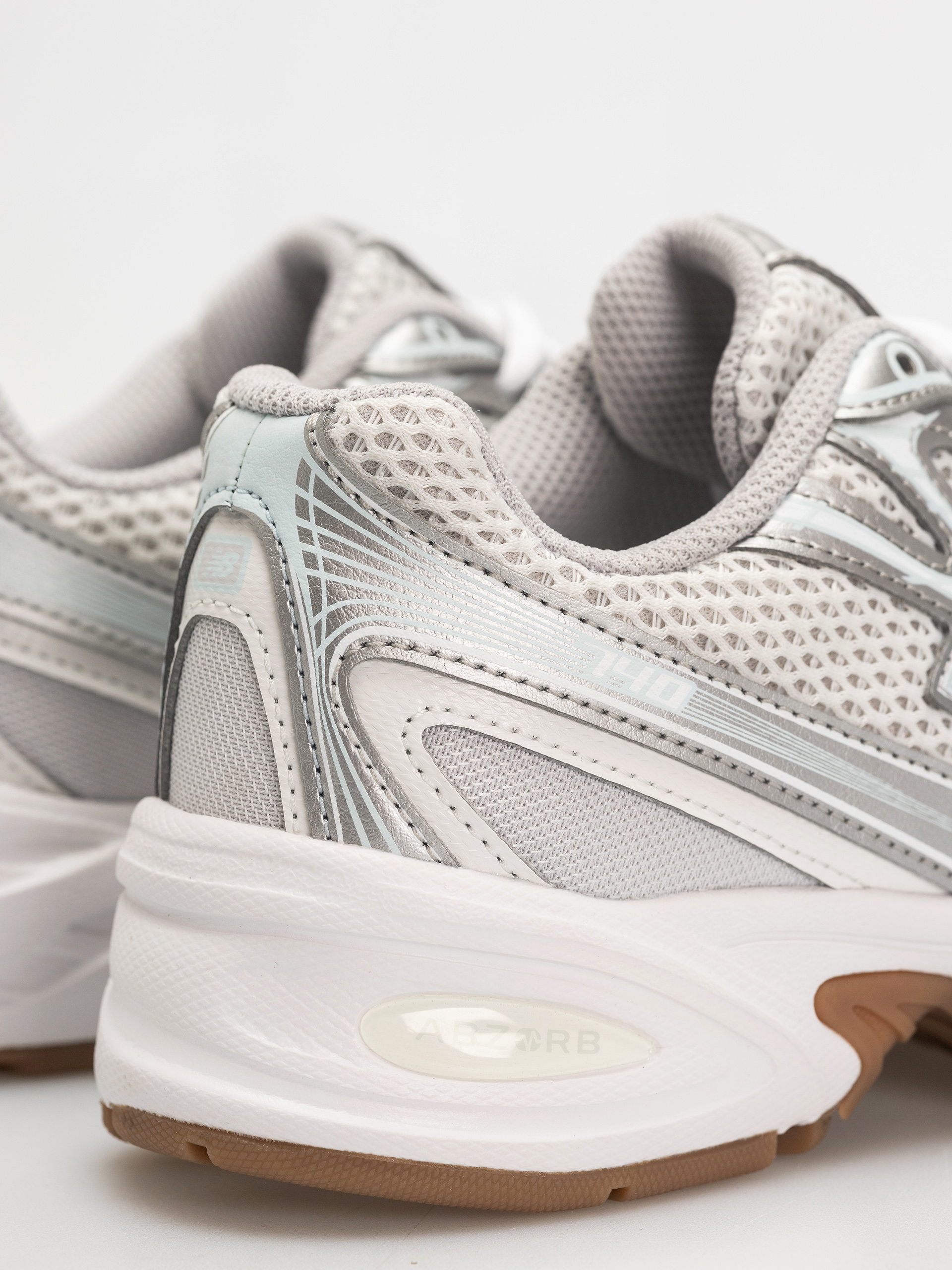 Topánky New Balance 740 JR (silver metallic)